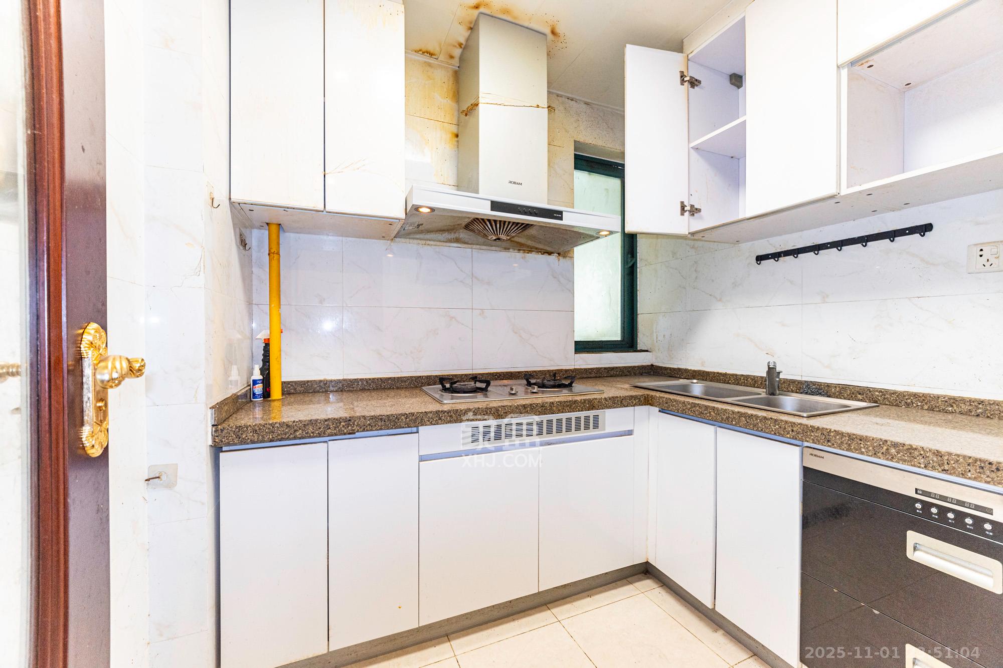 恒大雅苑  2室1厅1卫    58.0万厨房