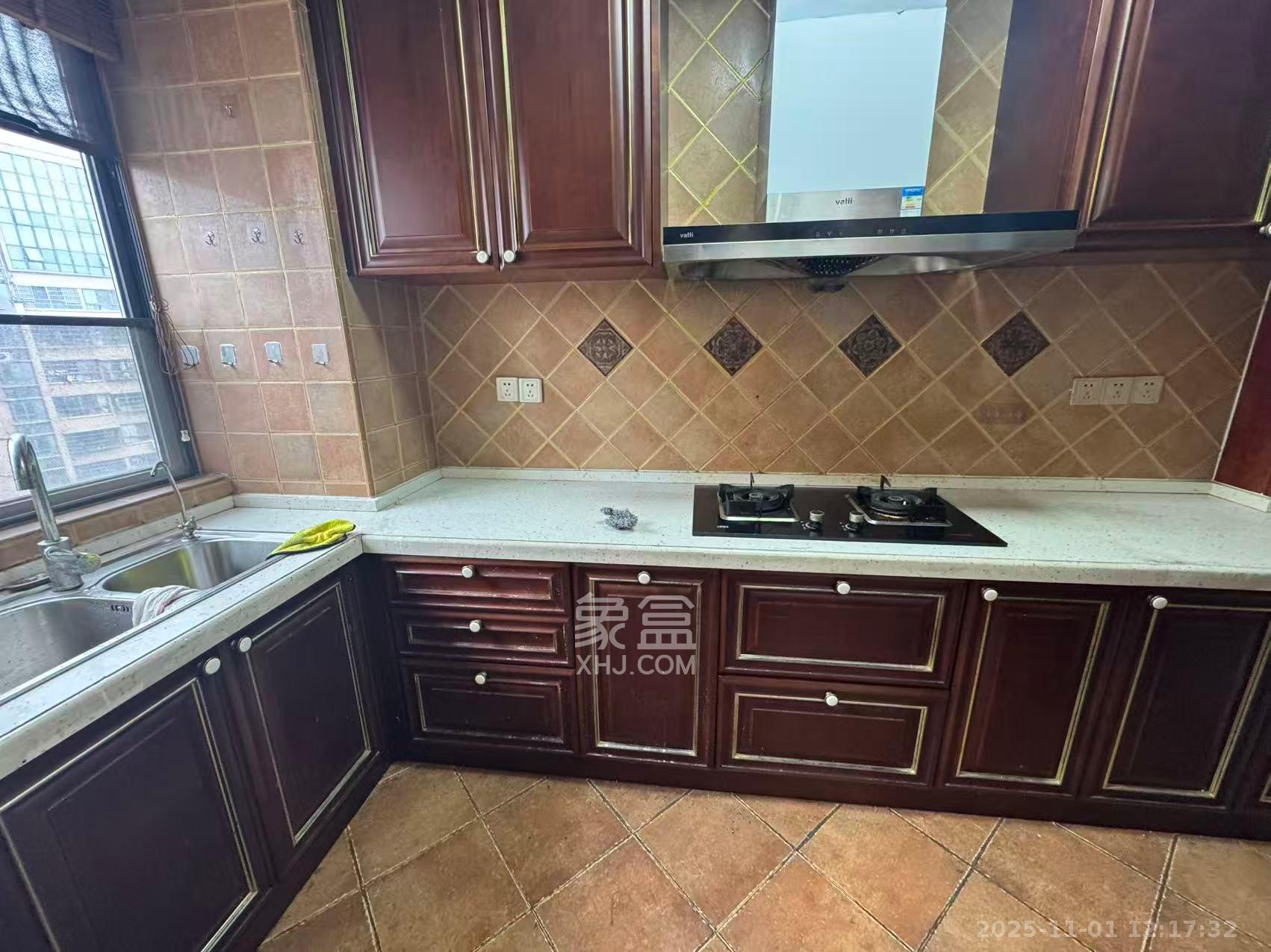 水墨林溪 3室2厅1卫 4000.0元/月 水墨林溪 3室2厅1卫 4000.0元/月室内图