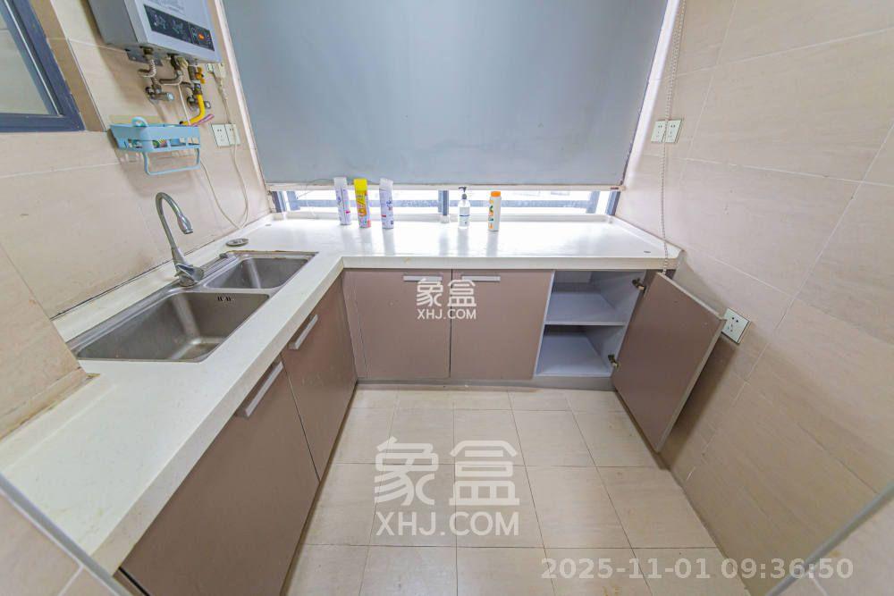 中信城市广场（中信新城一期）  2室2厅1卫    1600.0元/月室内图