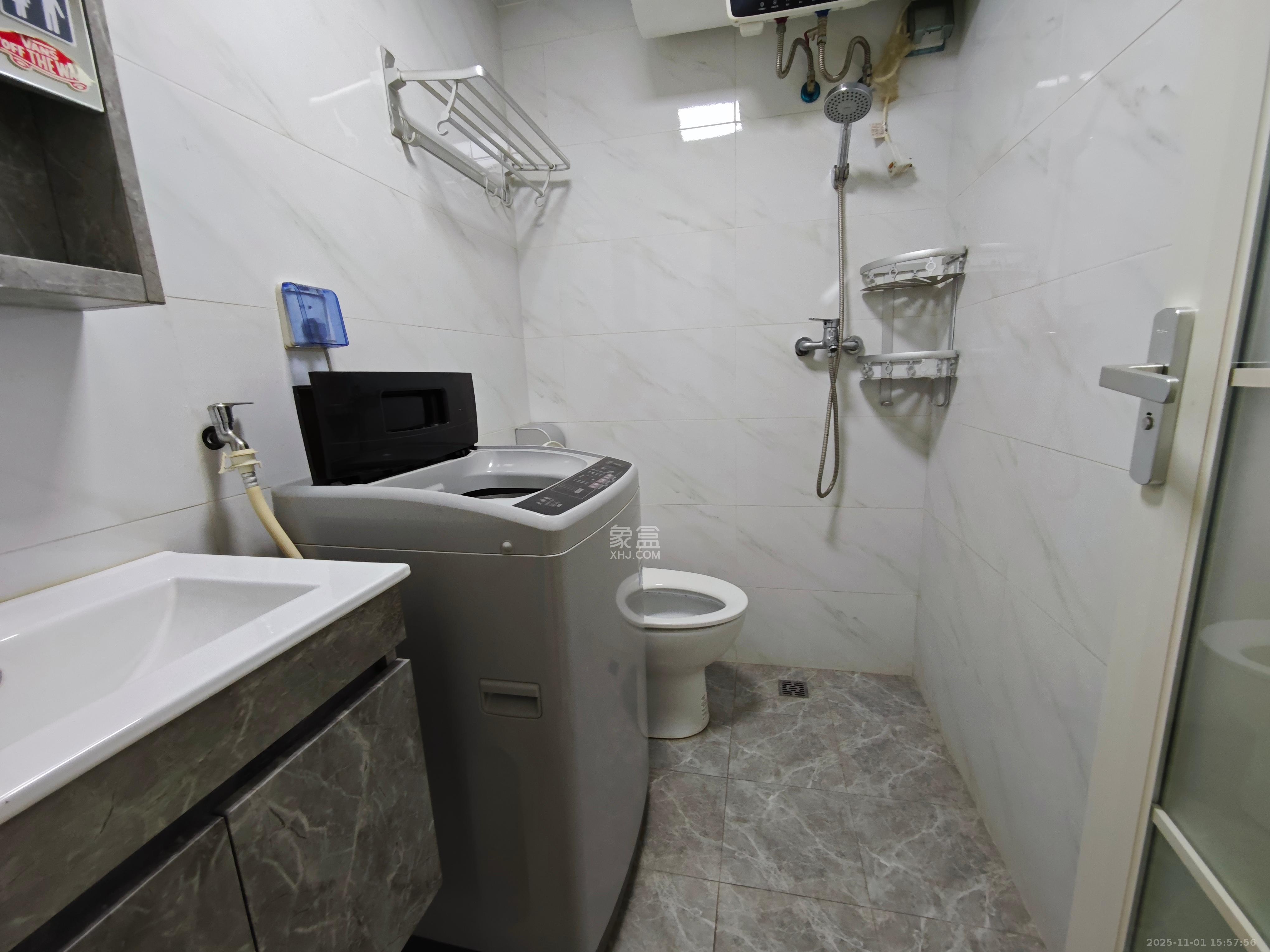 上河国际B座 1室2厅2卫 1200.0元/月 上河国际B座 1室2厅2卫 1200.0元/月室内图