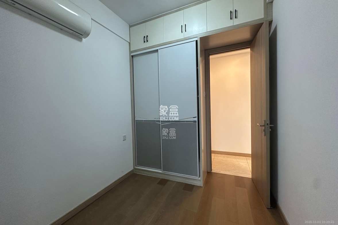 新城国际花都 3室2厅1卫 1700.0元/月 新城国际花都 3室2厅1卫 1700.0元/月室内图