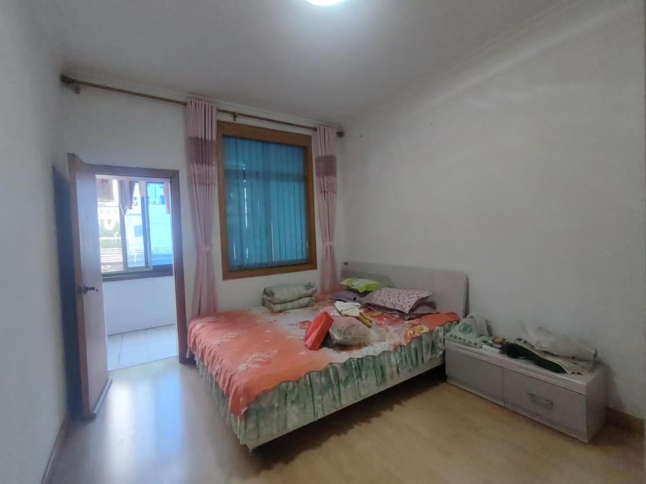 农业银行家属区 3室2厅1卫 25.8万 农业银行家属区 3室2厅1卫 25.8万室内图