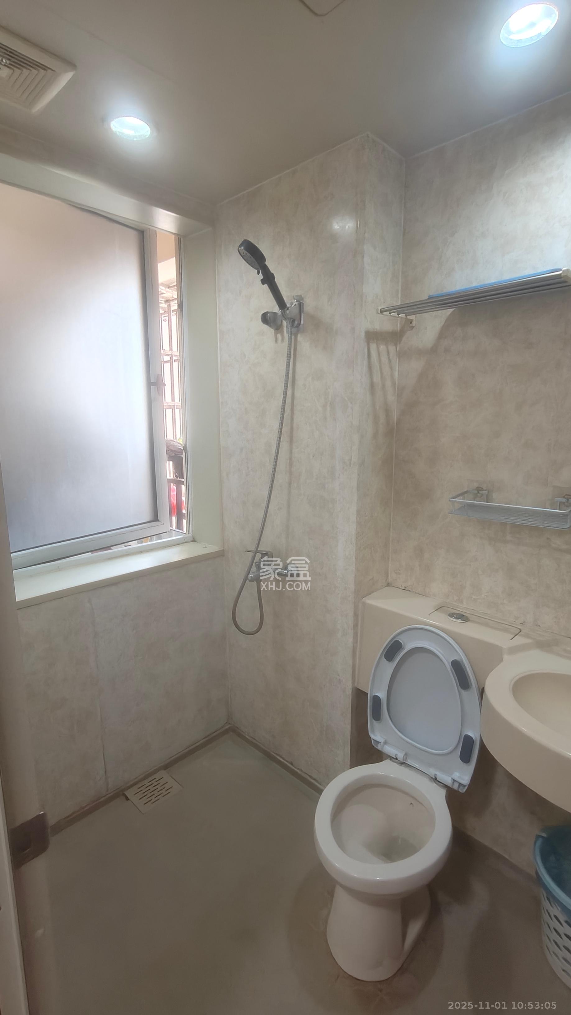 惠民景园(惠民锦园) 2室2厅1卫 1900.0元/月 惠民景园(惠民锦园) 2室2厅1卫 1900.0元/月室内图