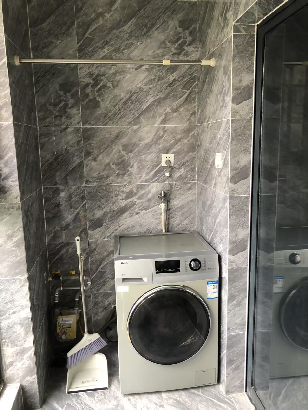 宇建国贸城 1室0厅1卫 2200.0元/月 宇建国贸城 1室0厅1卫 2200.0元/月室内图