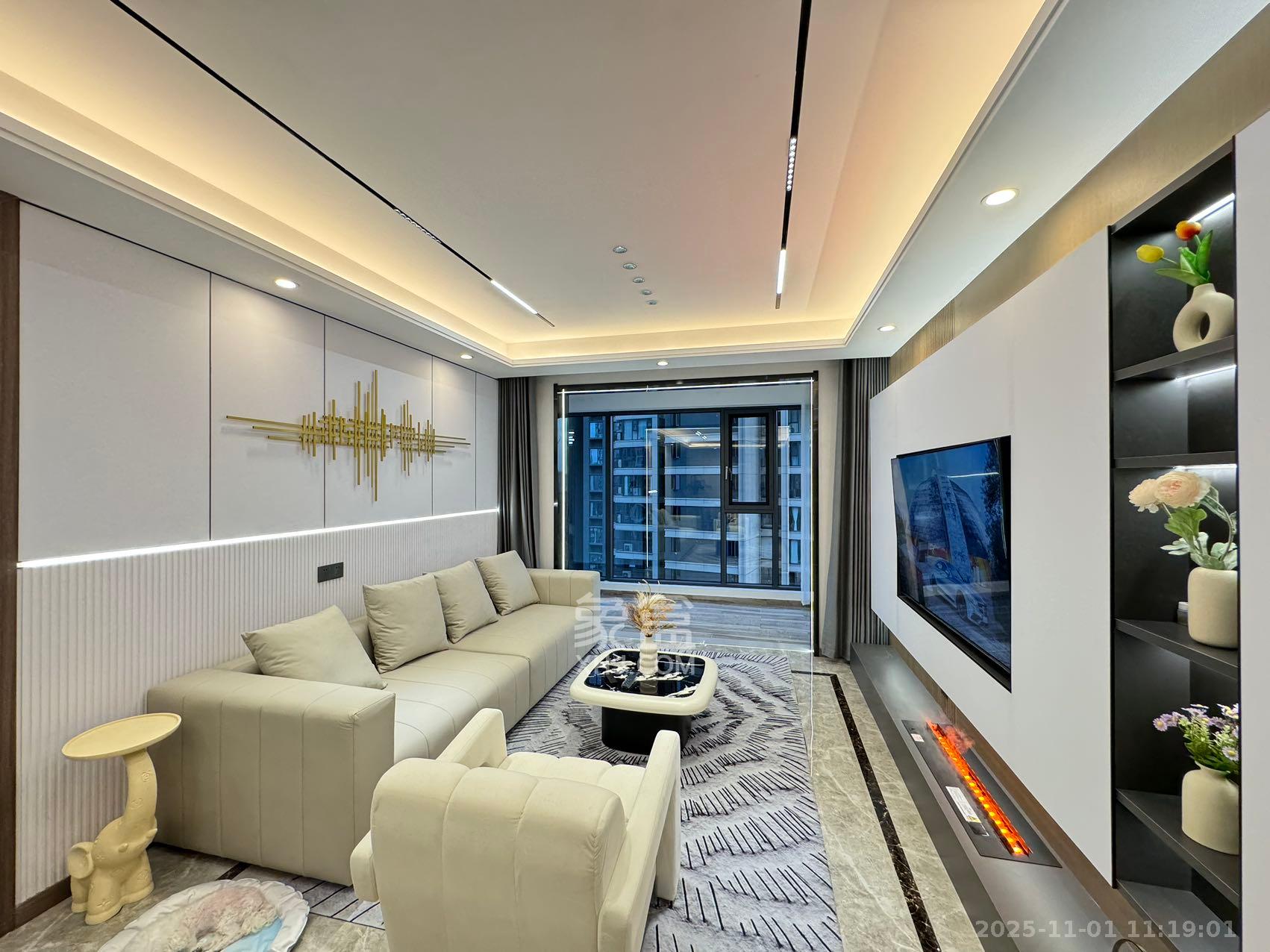 绿地V岛  3室2厅2卫    5500.0元/月