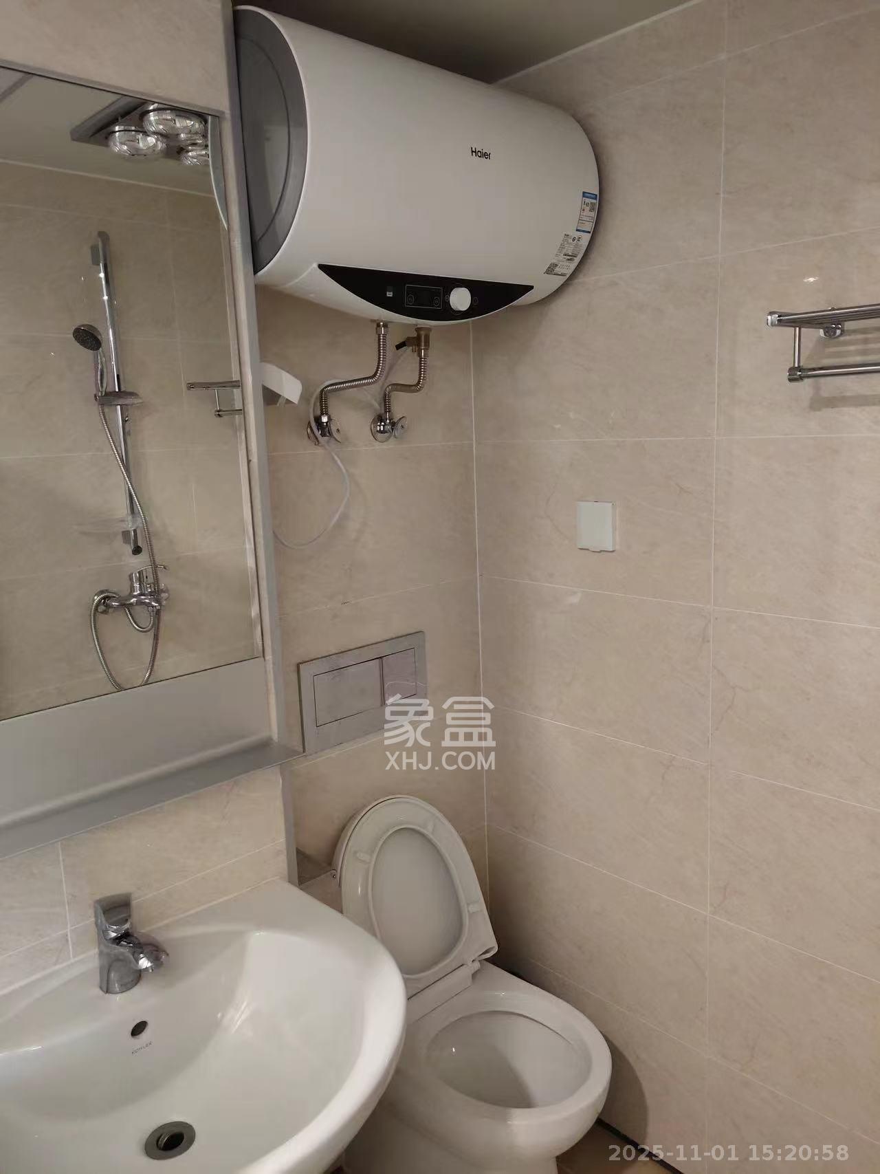 万科金域缇香  1室1厅1卫    2000.0元/月室内图