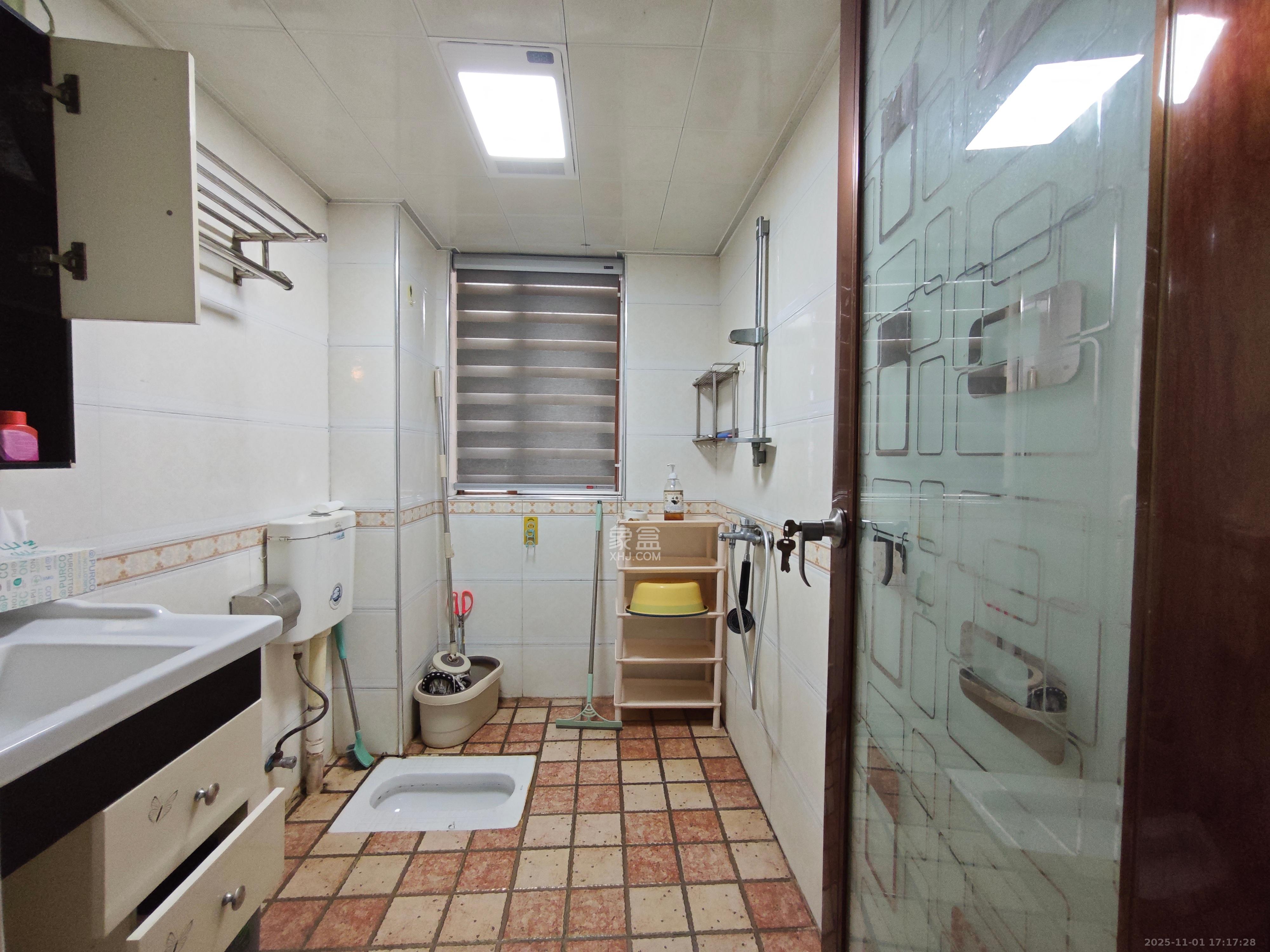 锑都家园  2室2厅1卫    1600.0元/月室内图