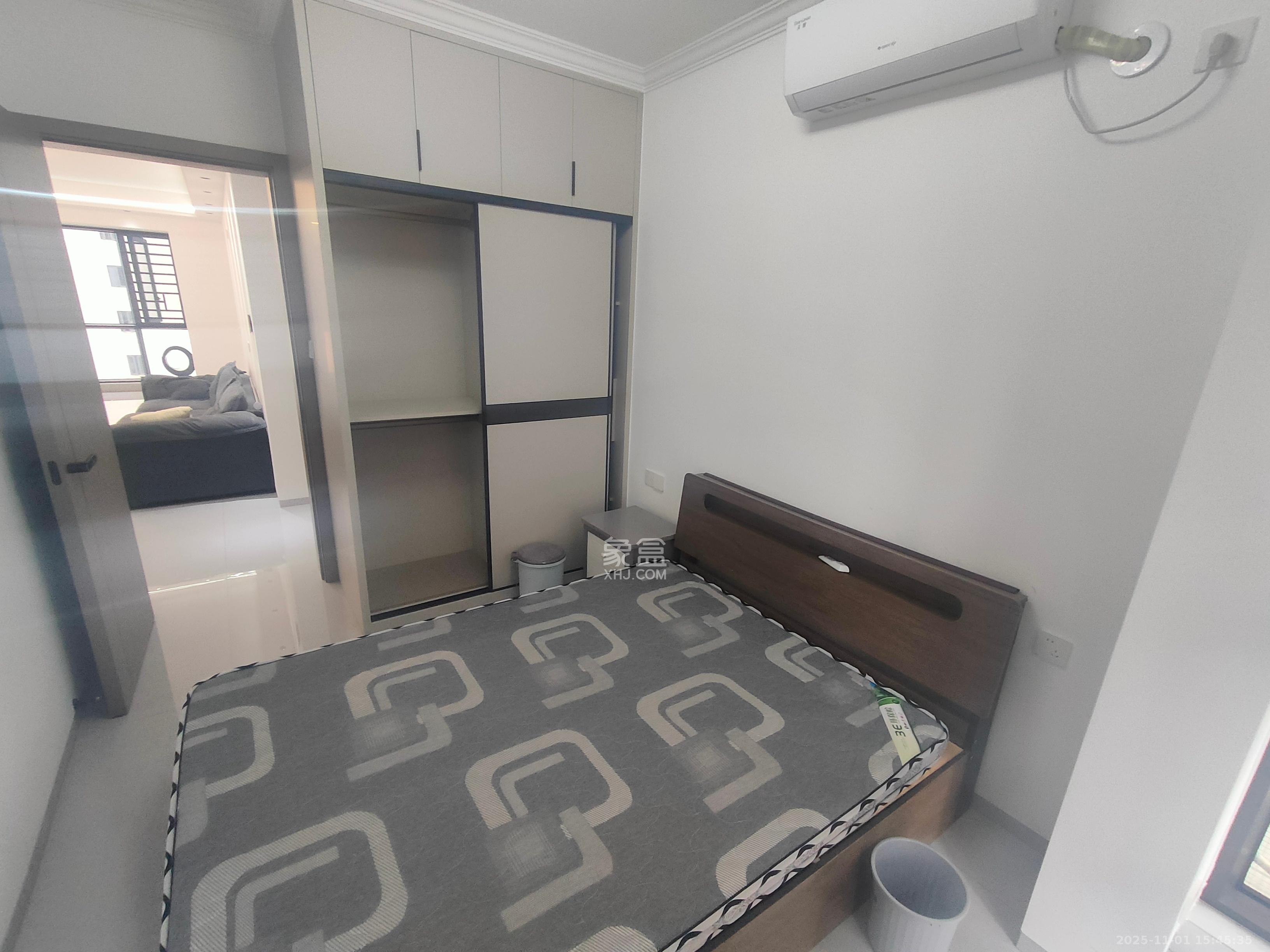 敏捷珑玥府  3室2厅2卫    2500.0元/月室内图