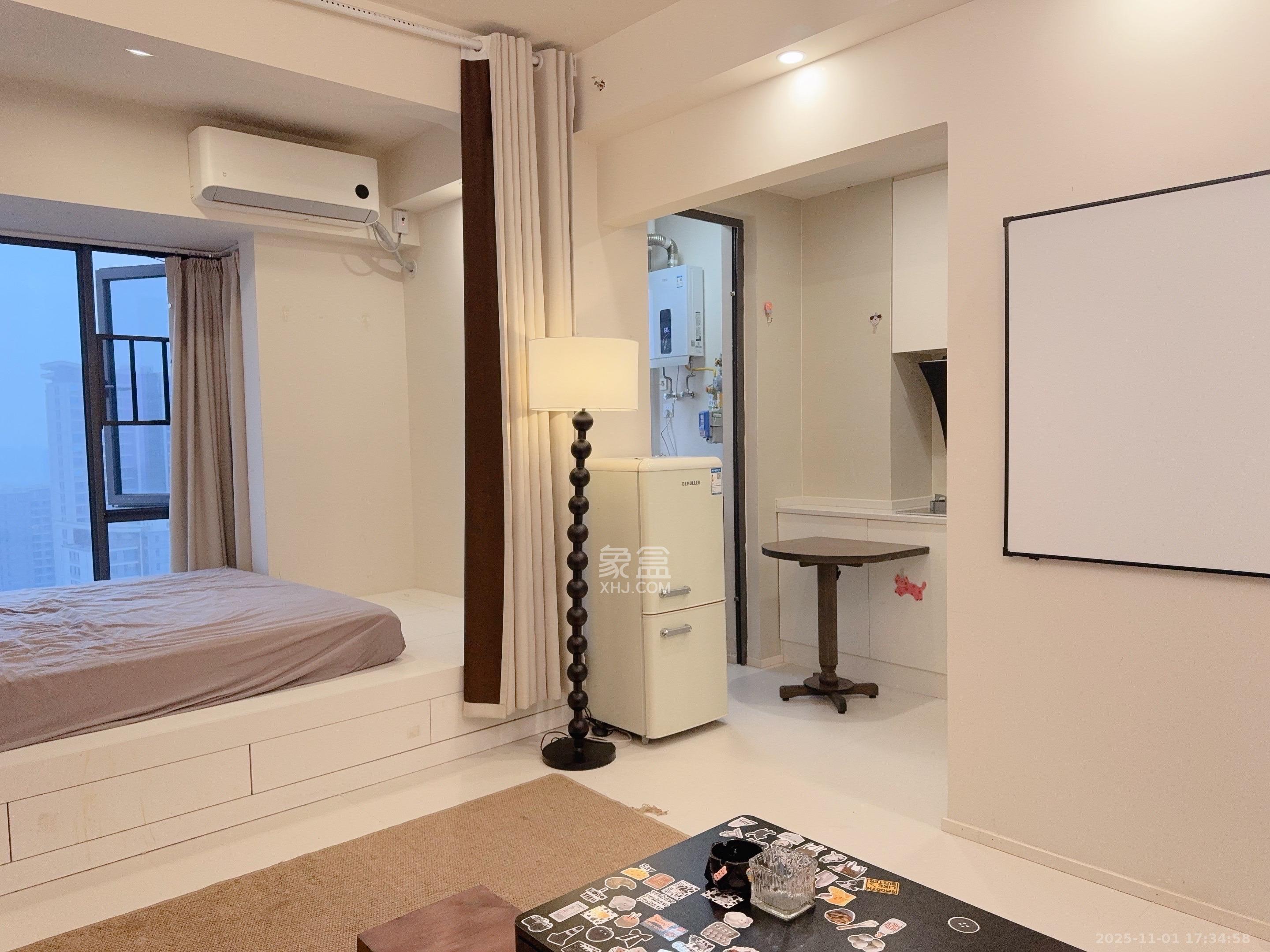 天健城  1室1厅1卫    2700.0元/月室内图