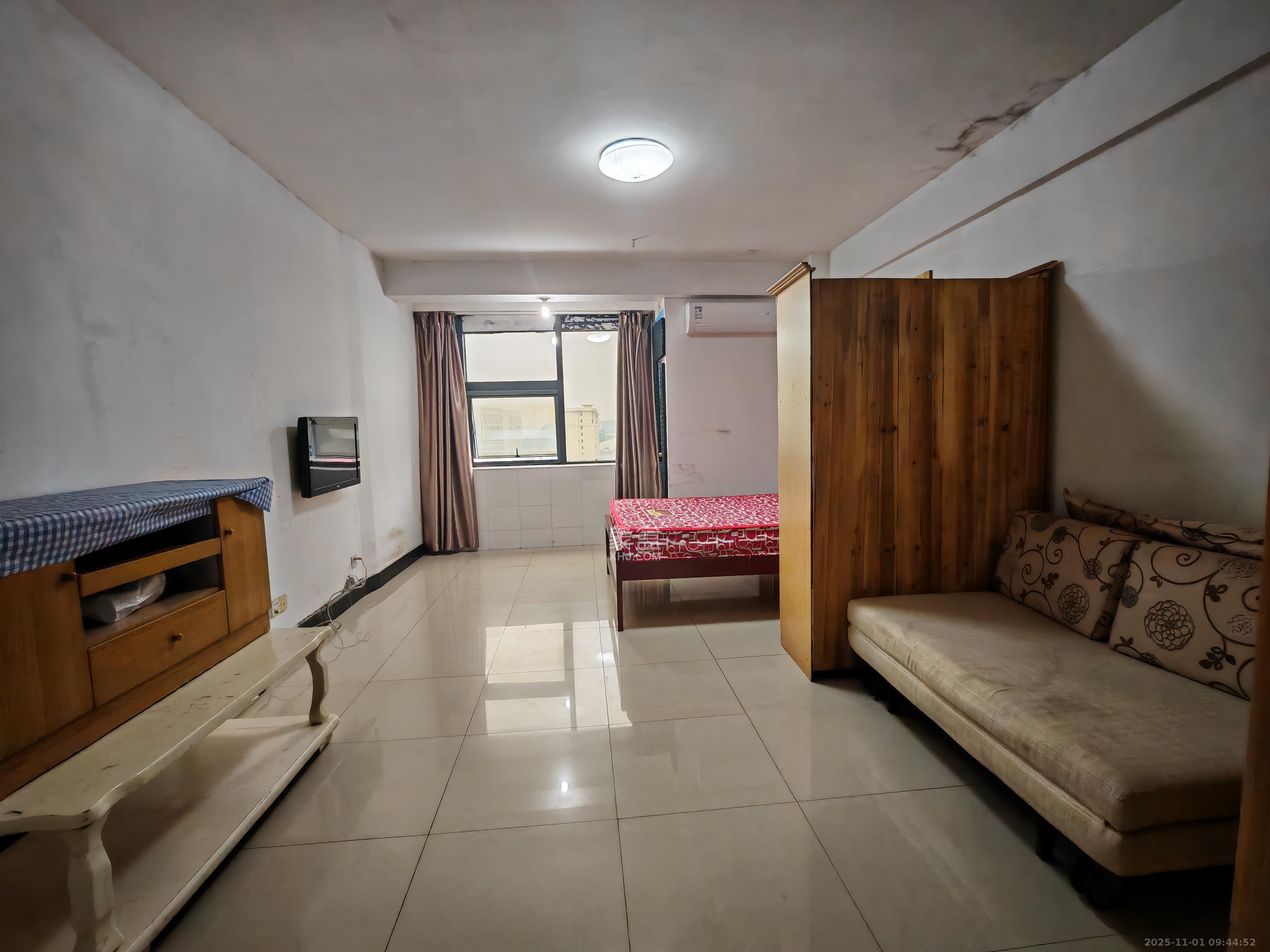 生活艺术城 1室1厅1卫 1050.0元/月 生活艺术城 1室1厅1卫 1050.0元/月室内图