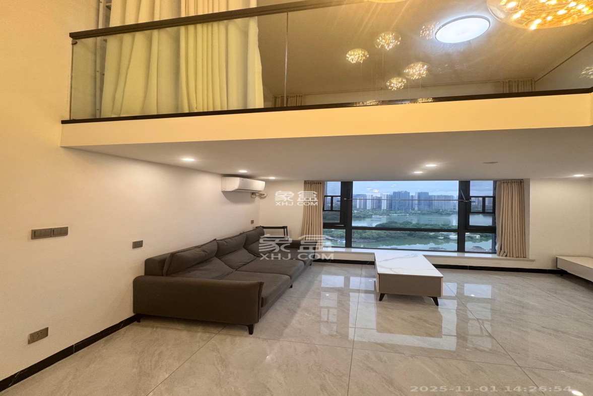 藏珑湖上公馆 2室1厅1卫 2700.0元/月 藏珑湖上公馆 2室1厅1卫 2700.0元/月室内图