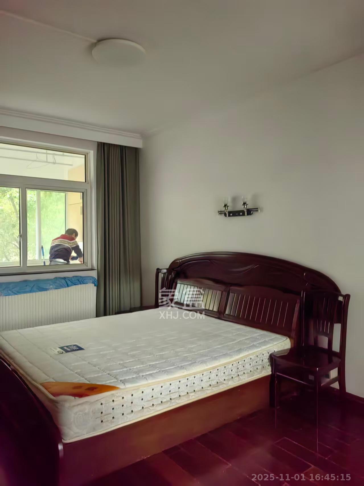 丹桂苑(国防科技大学单位房）  4室2厅2卫    3400.0元/月室内图