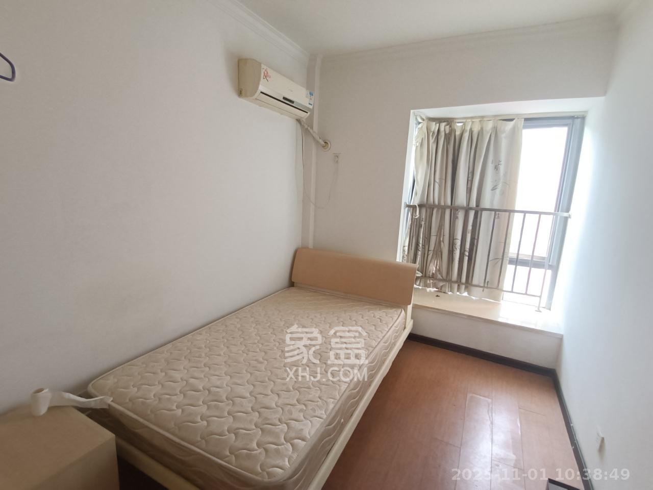 珠江花城二期扶水岸 3室2厅2卫 2300.0元/月 珠江花城二期扶水岸 3室2厅2卫 2300.0元/月室内图