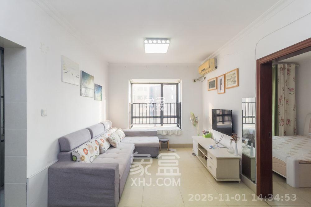 中国铁建国际城一期  1室1厅1卫    1400.0元/月室内图