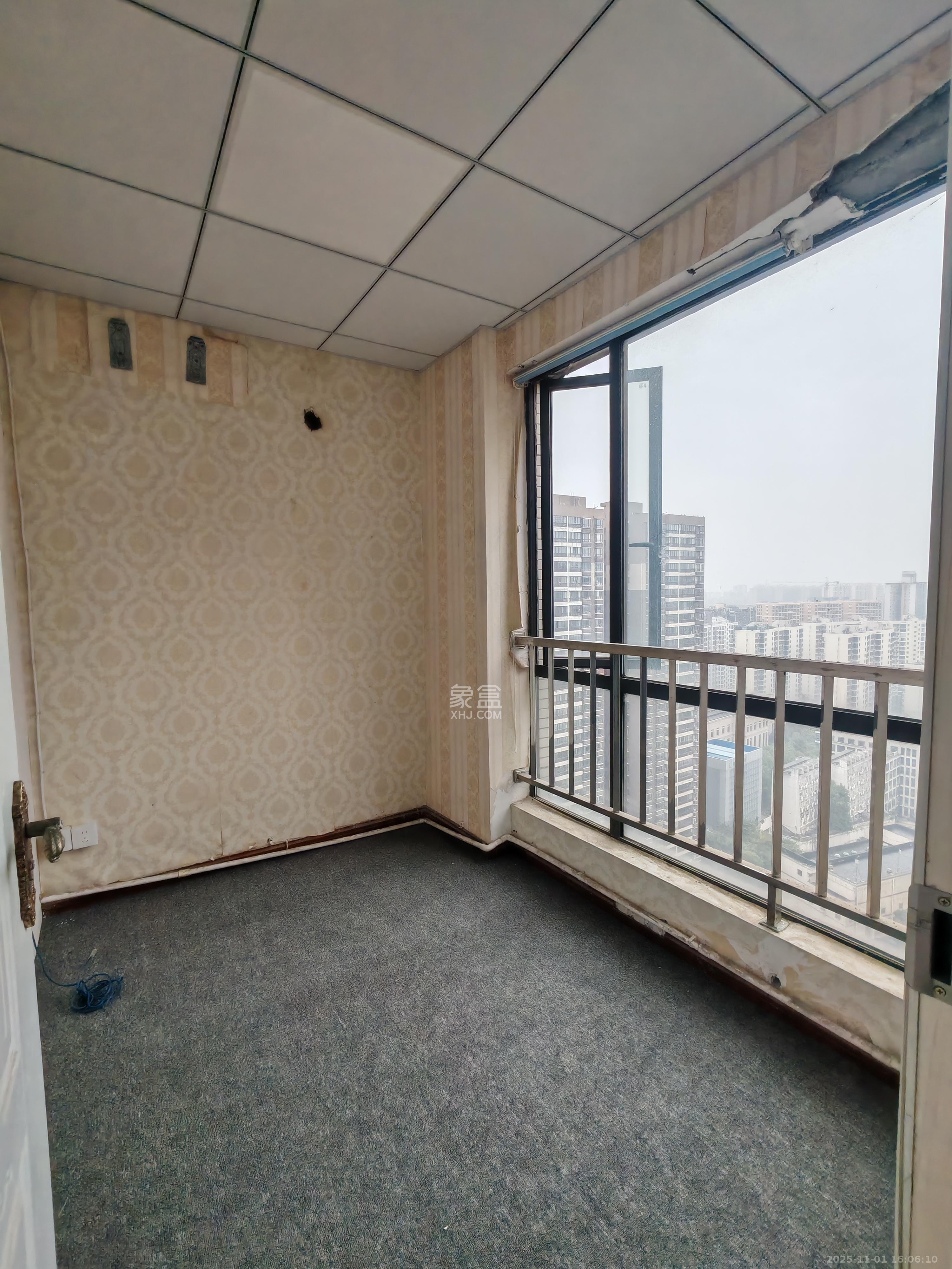 和庄  3室1厅1卫    2000.0元/月 和庄  3室1厅1卫    2000.0元/月室内图