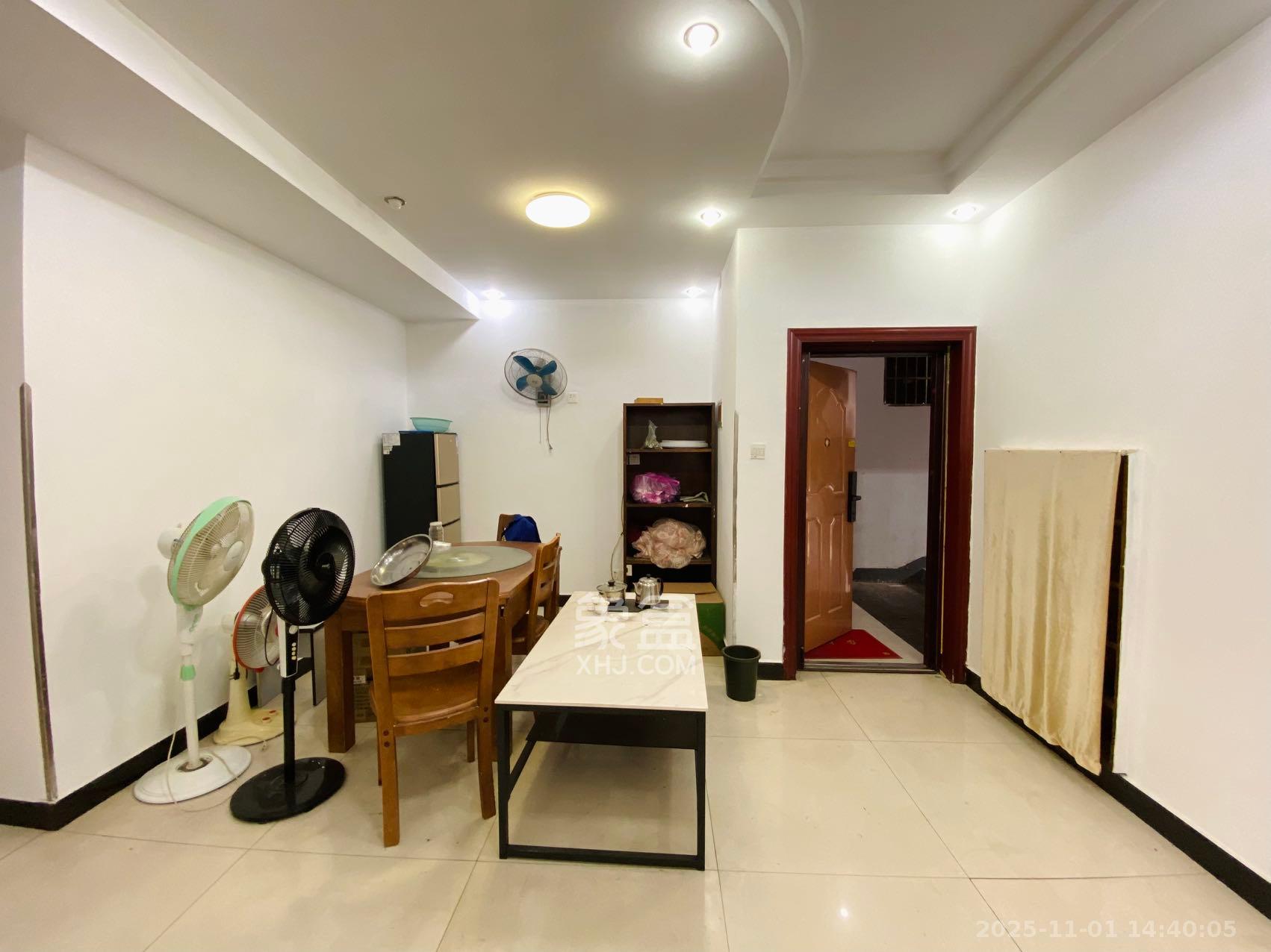 高桥日化城  1室0厅0卫    2400.0元/月室内图