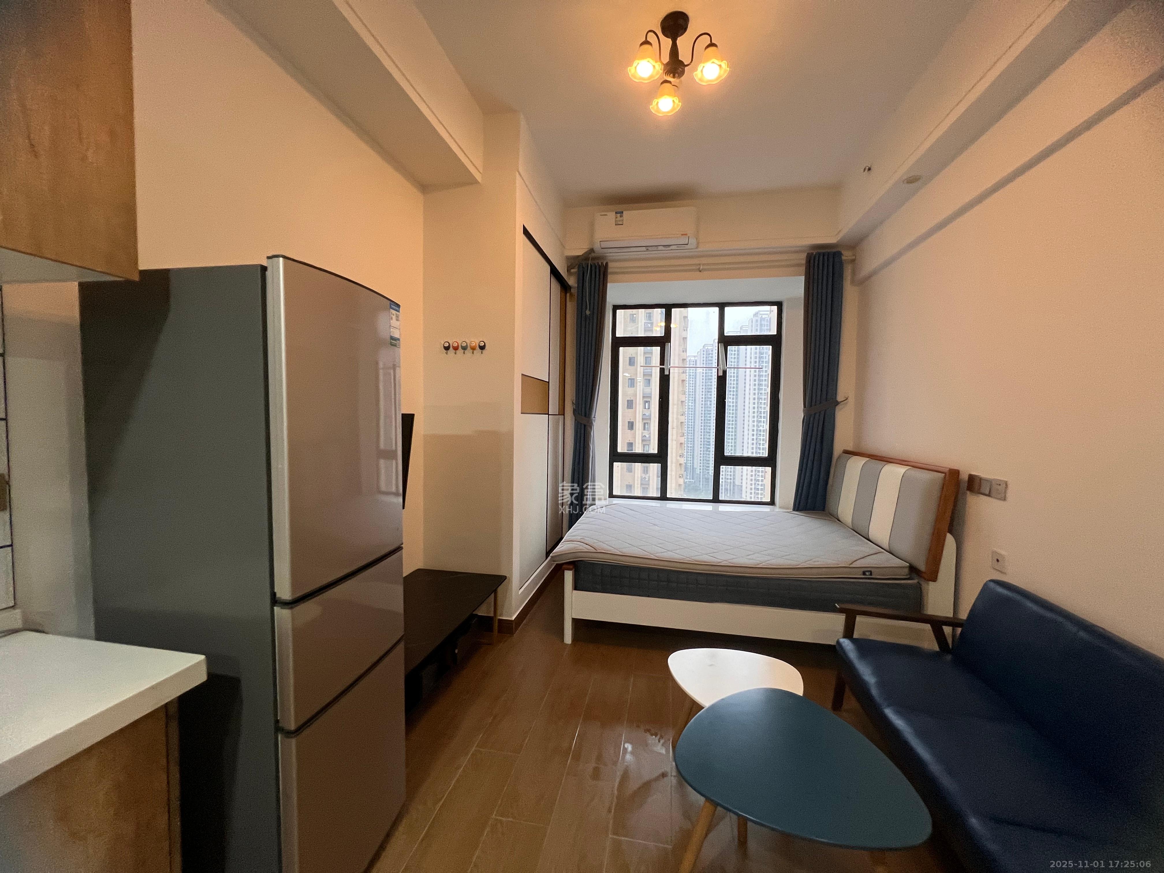 长沙高铁吾悦广场  1室1厅1卫    1500.0元/月室内图