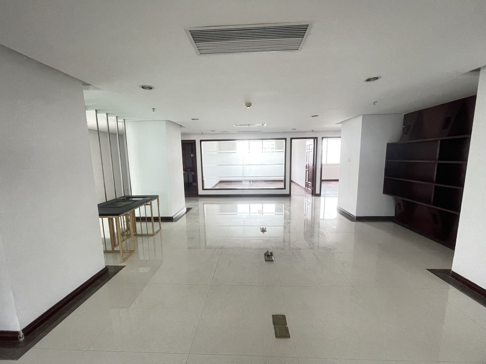 北京大厦 6室2厅4卫 13000.0元/月 北京大厦 6室2厅4卫 13000.0元/月室内图