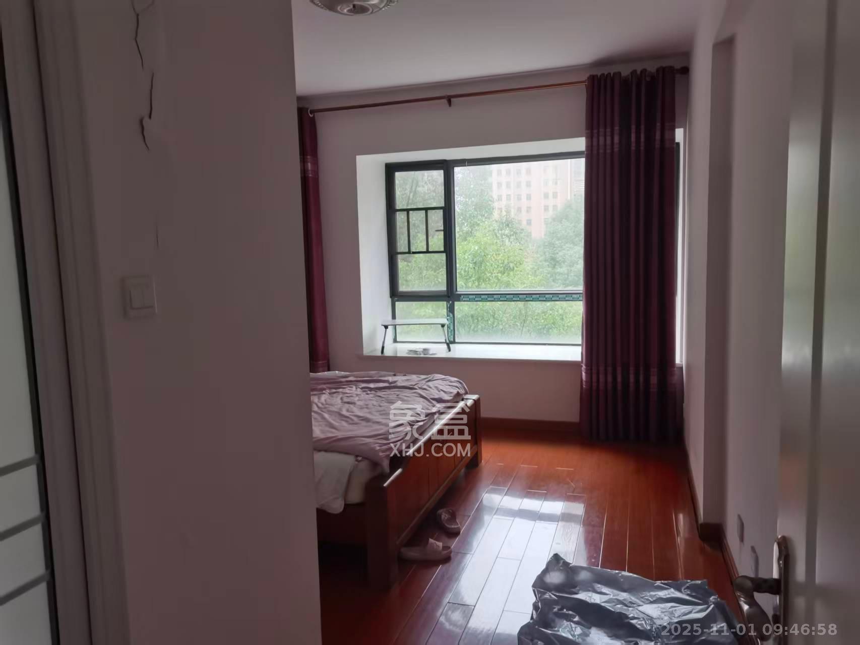 和美星城  4室2厅2卫    2500.0元/月 和美星城  4室2厅2卫    2500.0元/月室内图