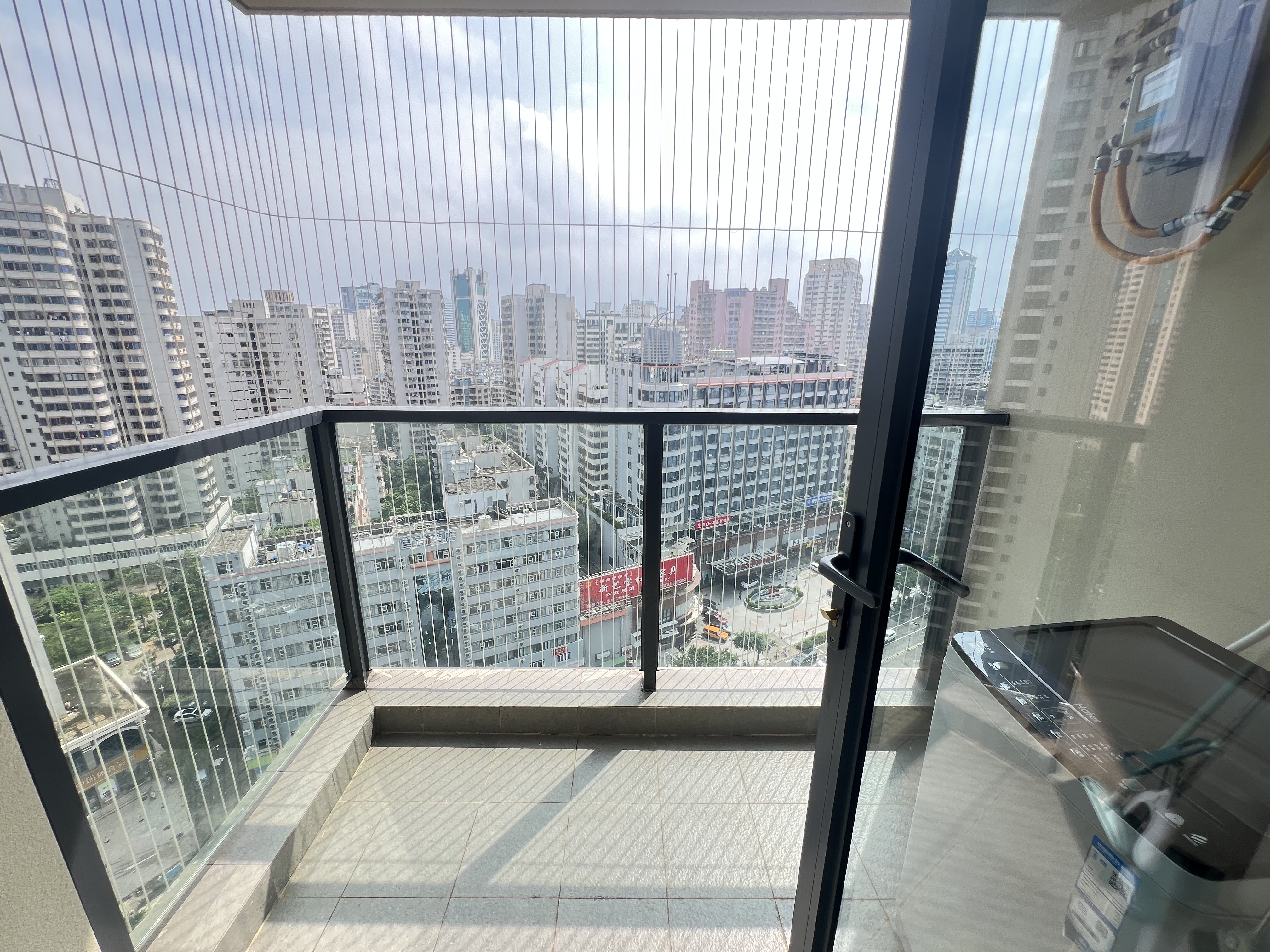 华润中心二期东悦府  4室2厅2卫    10000.0元/月室内图