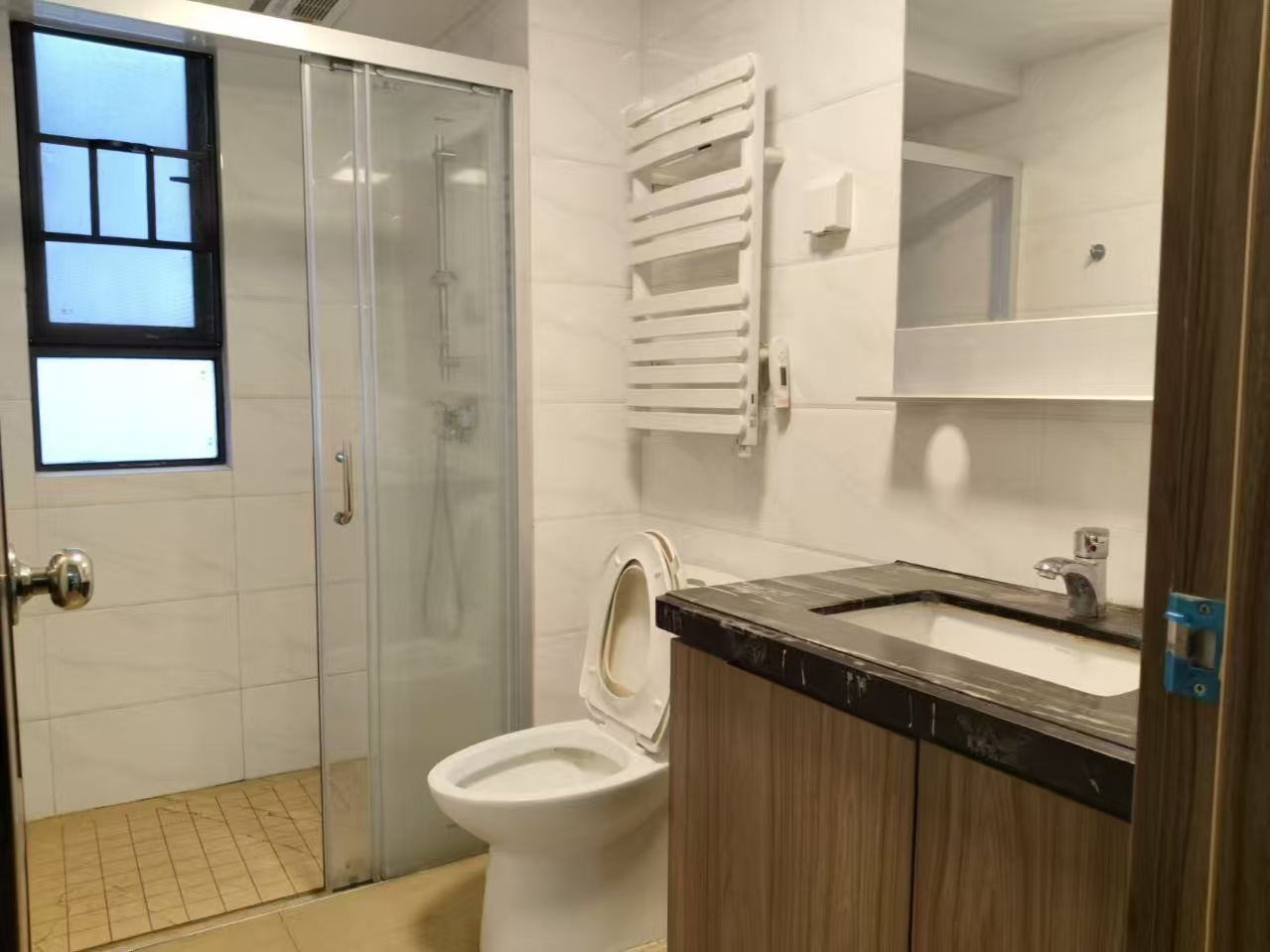 碧桂园梓山府  3室2厅2卫    1800.0元/月室内图