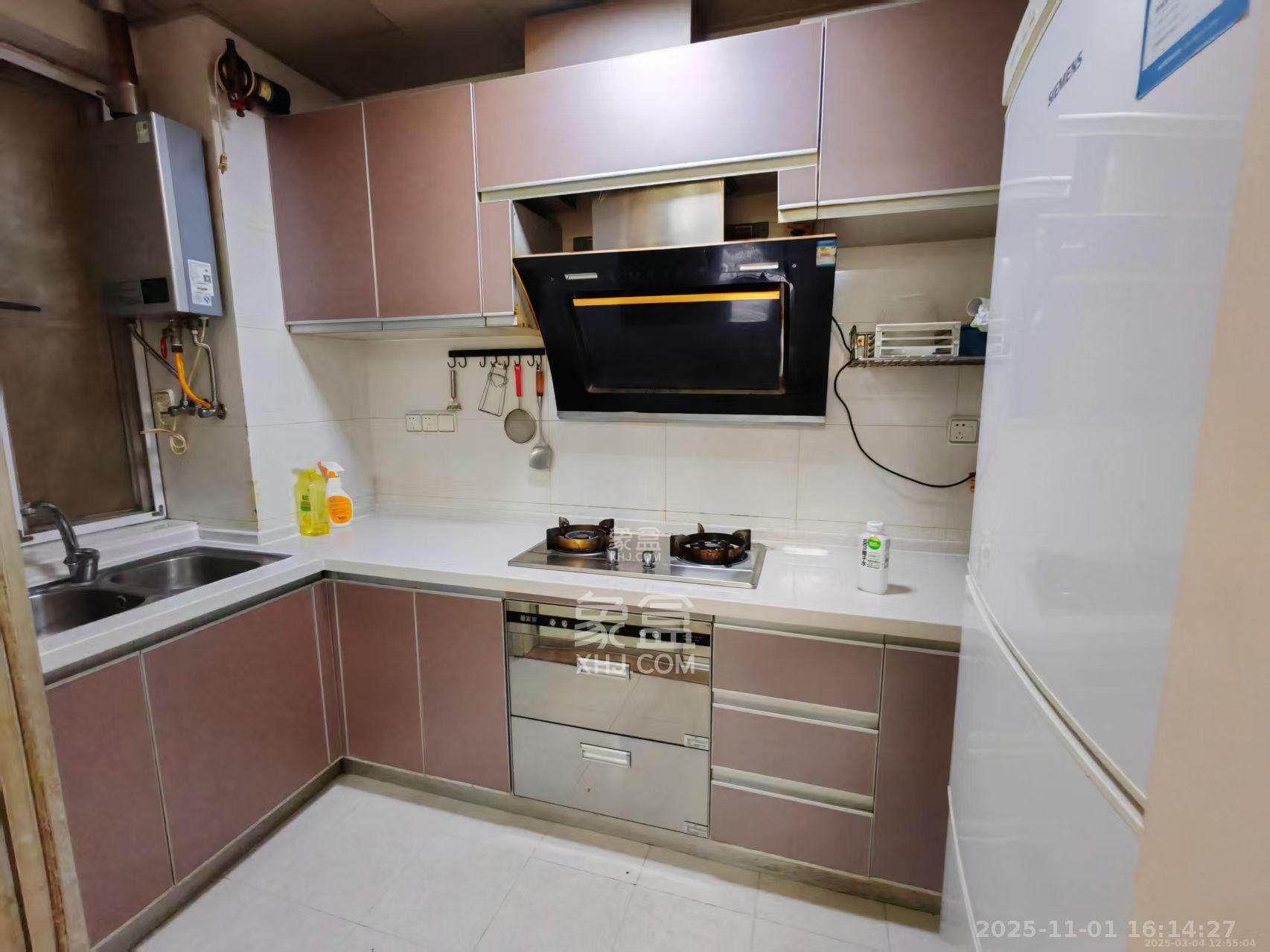 天健芙蓉盛世一期  2室2厅1卫    2800.0元/月室内图