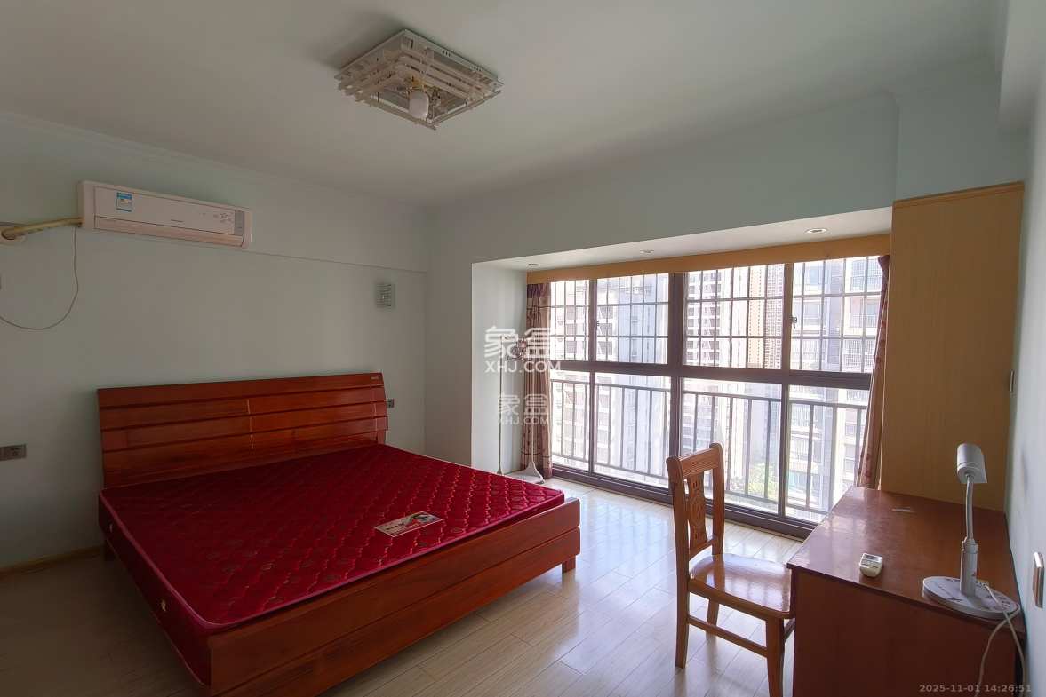 极目楚天 2室2厅1卫 2000.0元/月 极目楚天 2室2厅1卫 2000.0元/月室内图