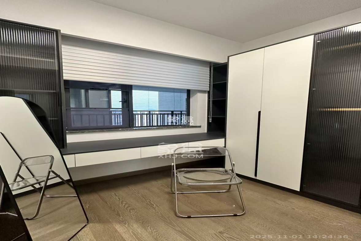 梅溪枫林 3室2厅2卫 3500.0元/月 梅溪枫林 3室2厅2卫 3500.0元/月室内图