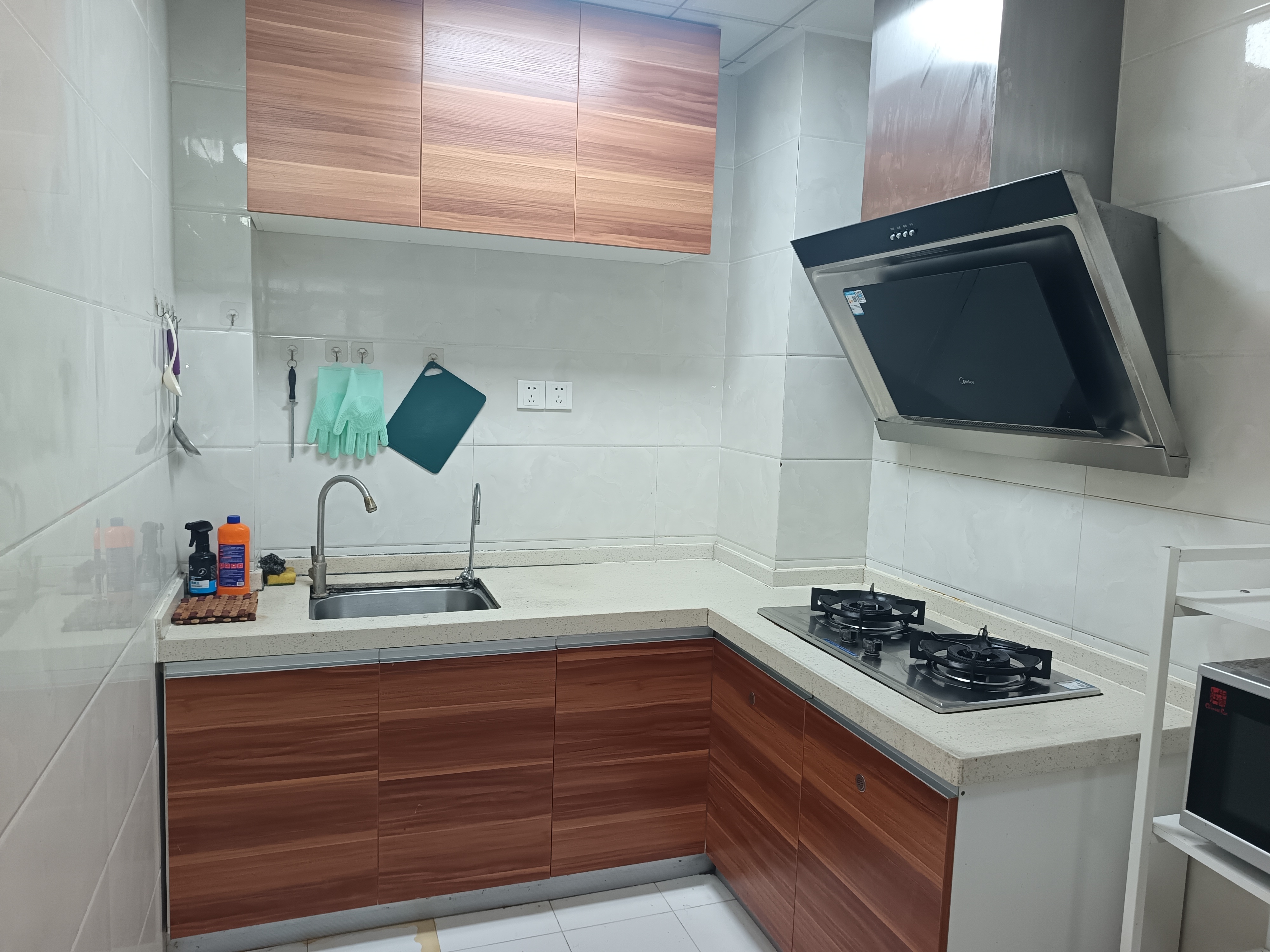 爱尚海蓝 2室1厅1卫 2400.0元/月 爱尚海蓝 2室1厅1卫 2400.0元/月室内图