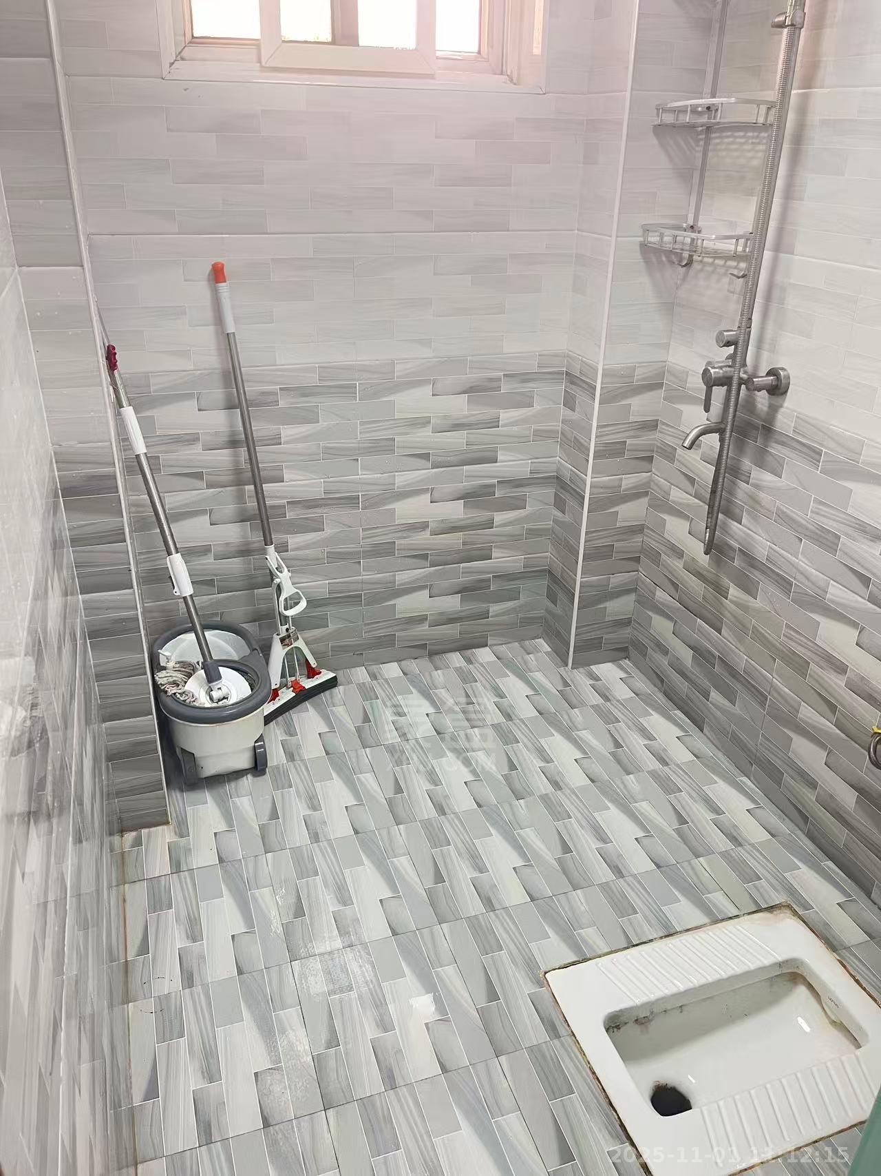 翡翠园  3室2厅1卫    1000.0元/月室内图