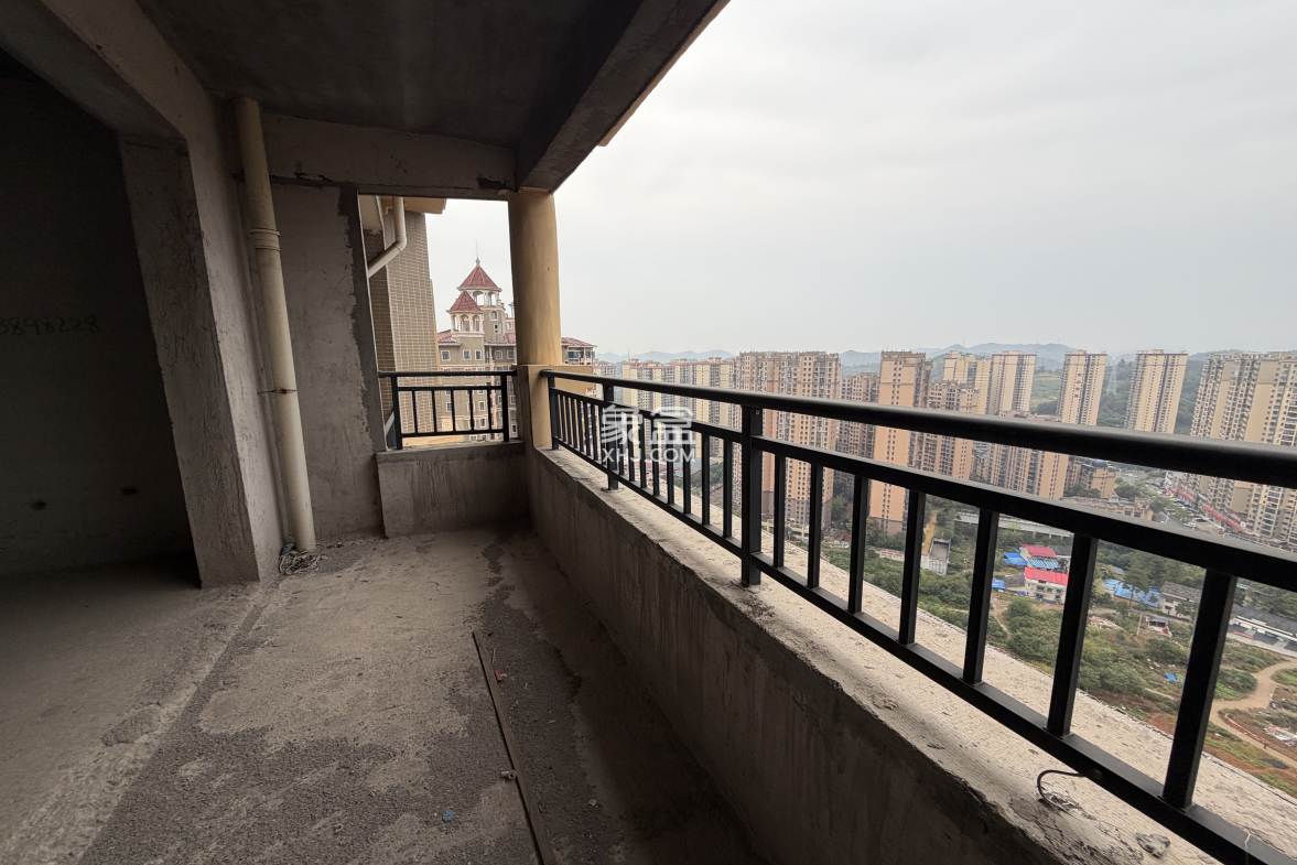 华剑首郡+五江珑悦 1室0厅0卫 60.0万 华剑首郡+五江珑悦 1室0厅0卫 60.0万客厅