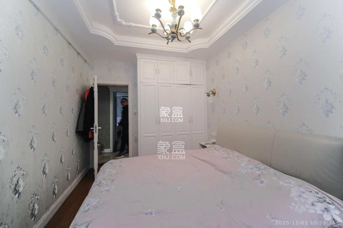 星雅美辰 3室2厅2卫 105.0万 星雅美辰 3室2厅2卫 105.0万卧室