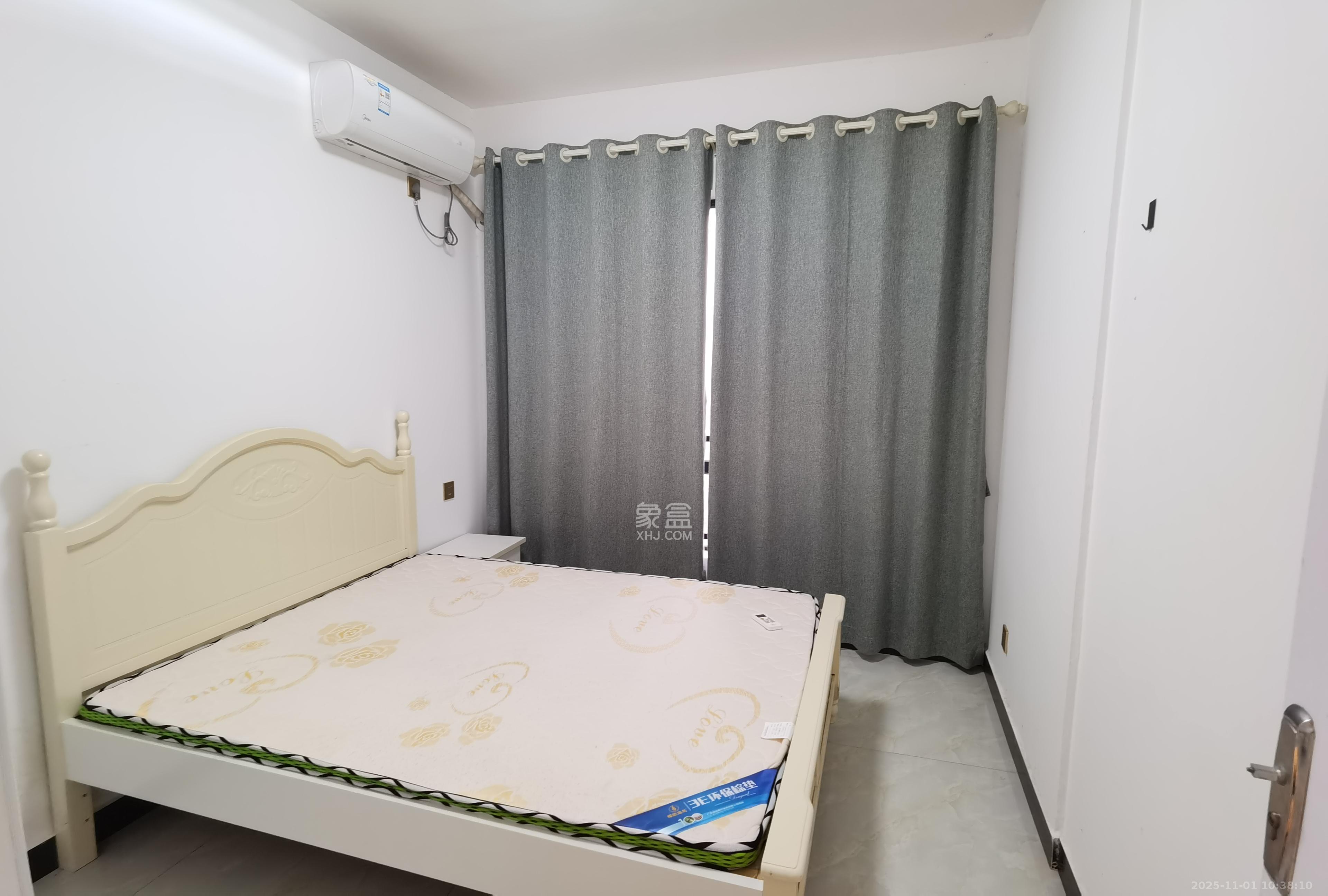 邦盛水岸御园  4室2厅2卫    2600.0元/月室内图