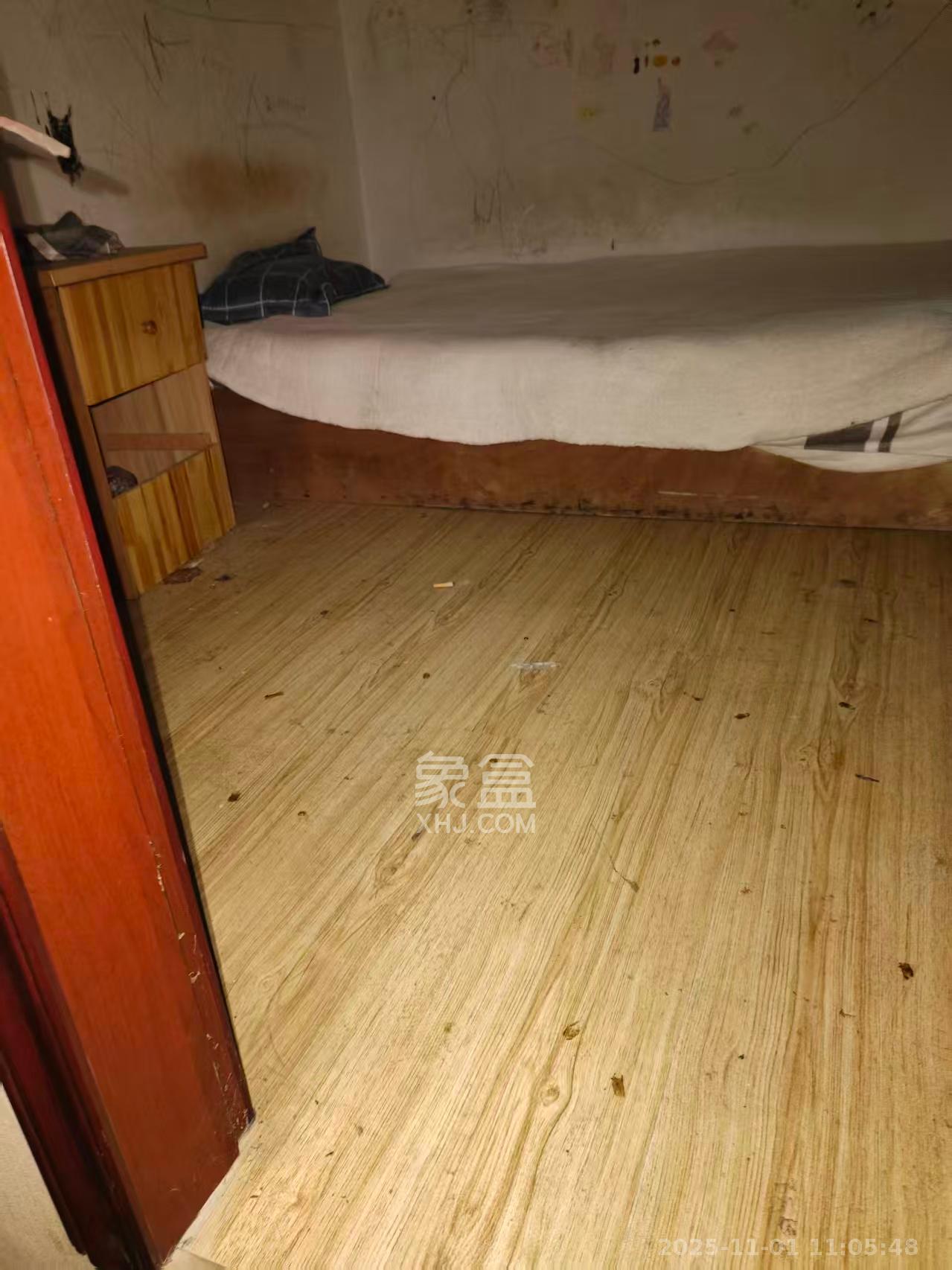 保利香槟国际   120.0㎡      2000.0元/月室内图