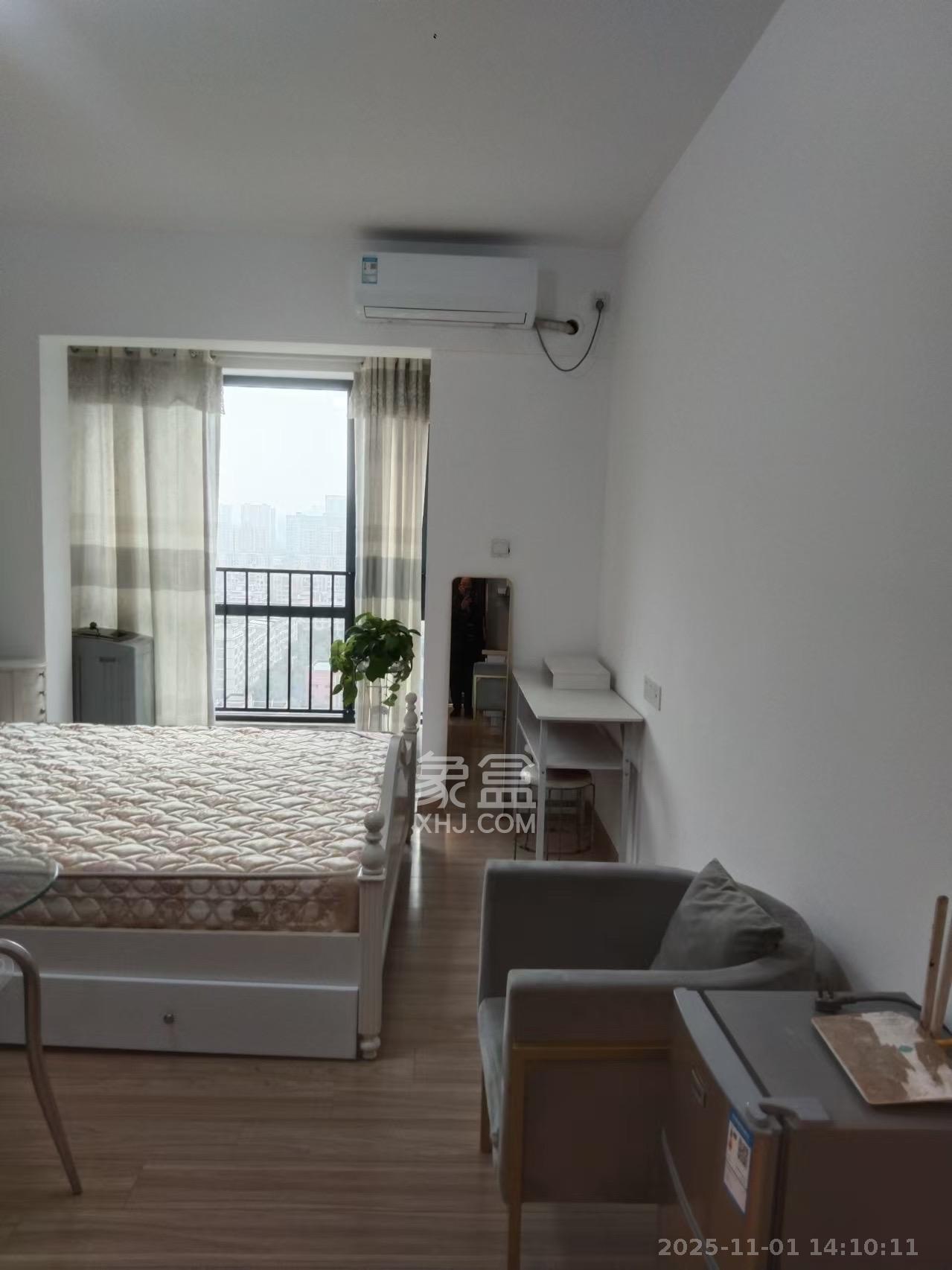 新长海漓湘悦  1室1厅1卫    1200.0元/月