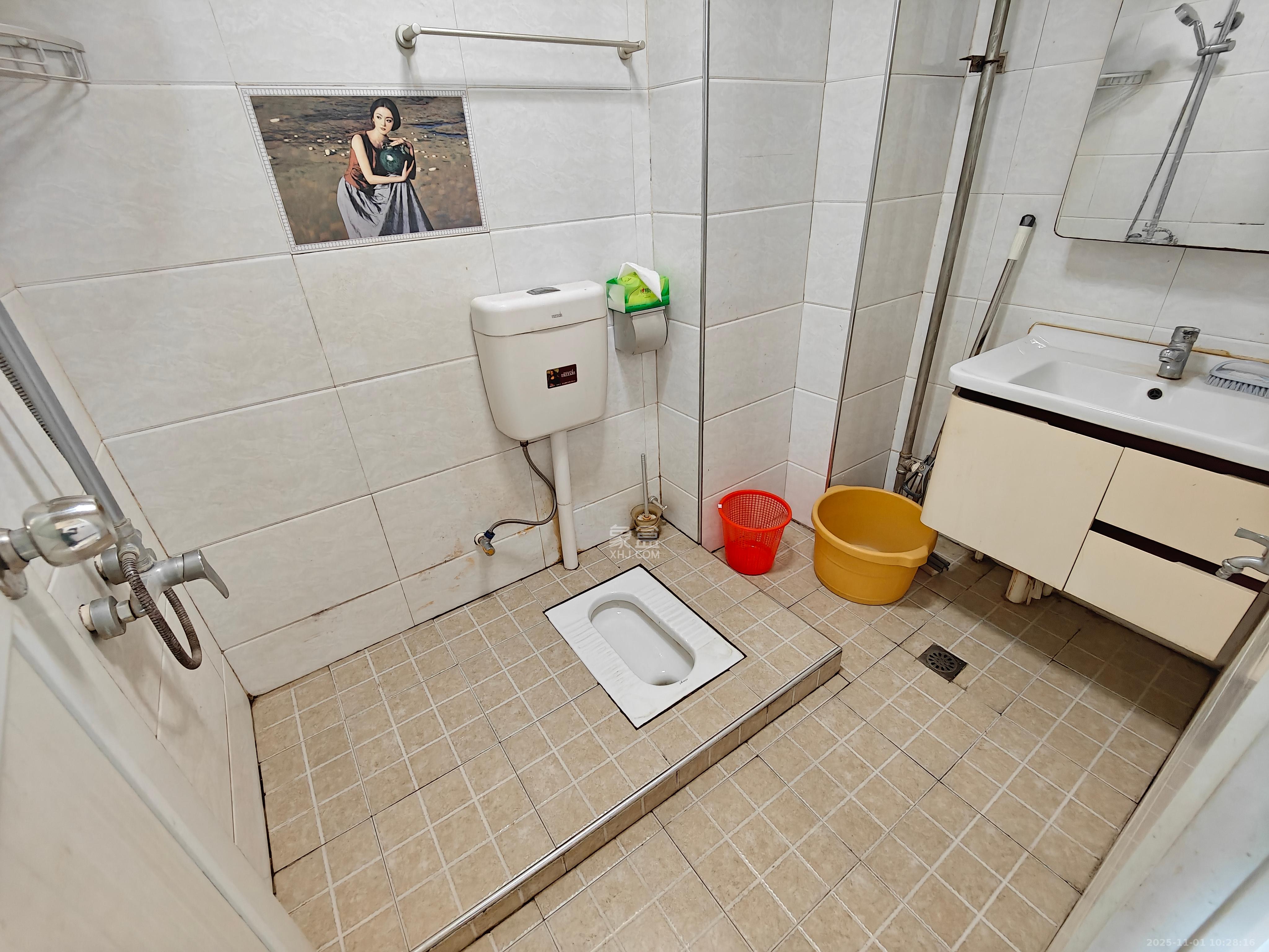 观湖公寓 1室1厅1卫 1500.0元/月 观湖公寓 1室1厅1卫 1500.0元/月室内图