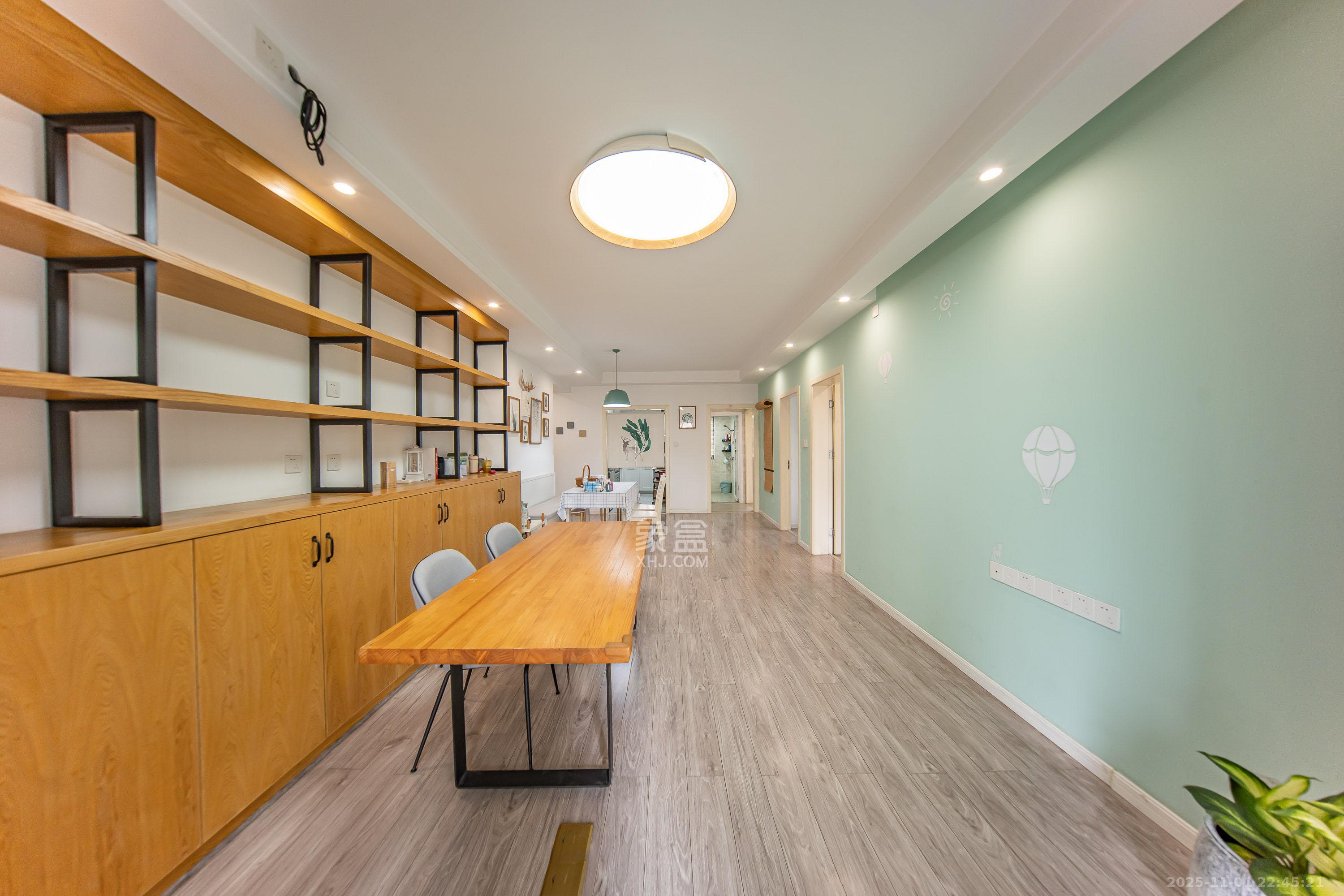 兰亭湾畔  3室2厅2卫    125.0万 兰亭湾畔  3室2厅2卫    125.0万客厅