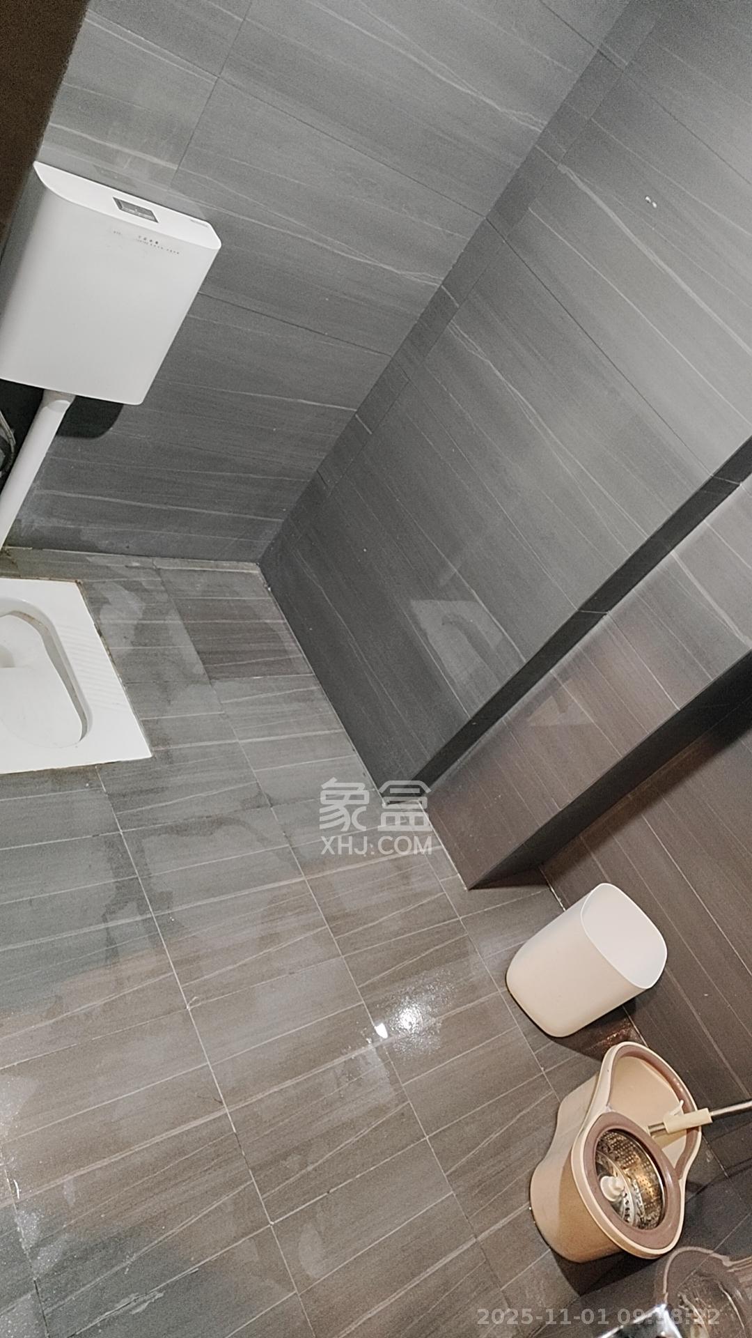 梅溪峰汇（房聚梅溪壹中心）  1室1厅1卫    4500.0元/月室内图