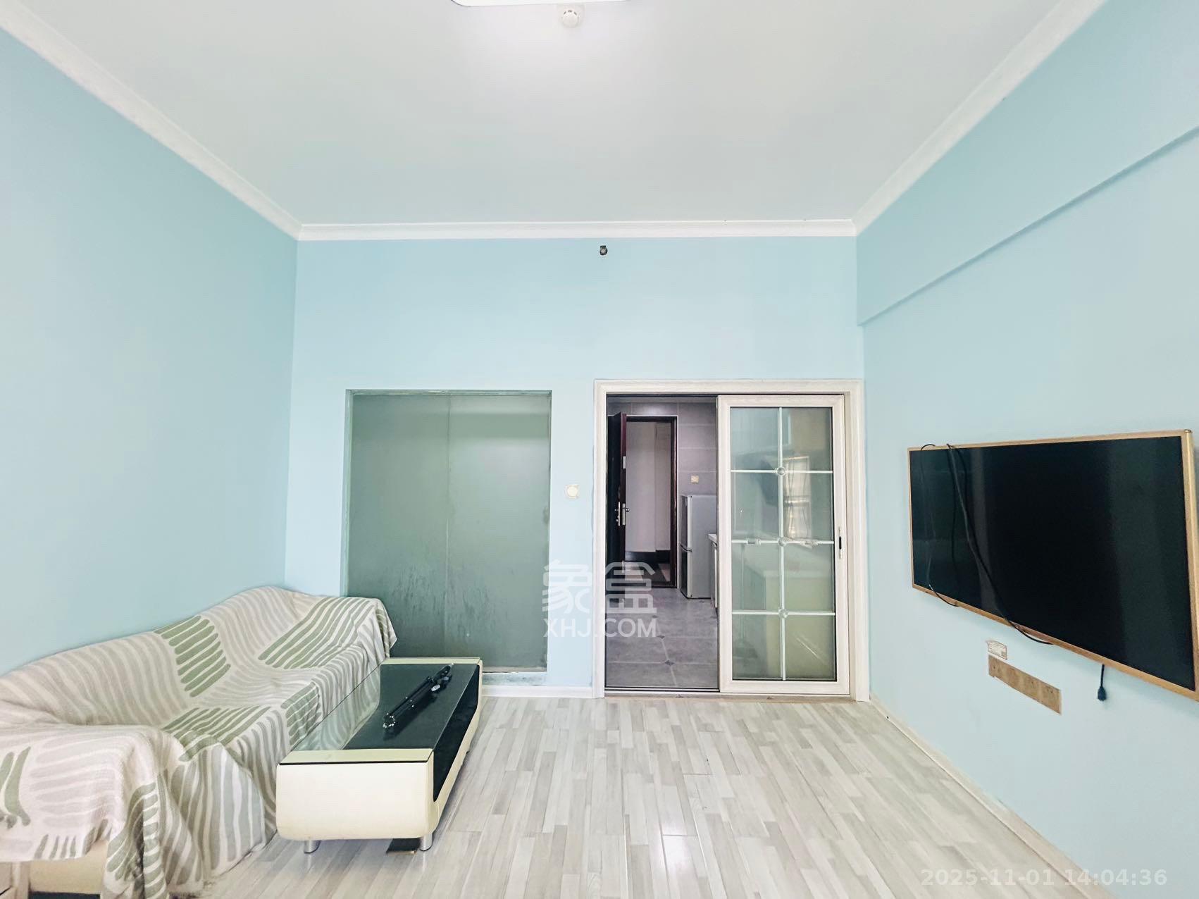 恒泰广场  1室1厅1卫    1400.0元/月室内图