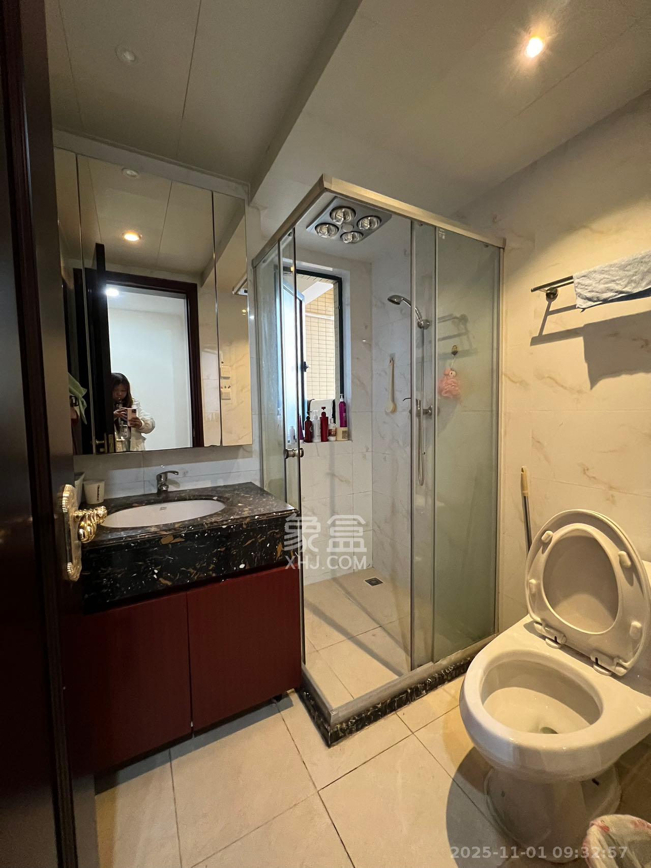 恒大雅苑 2室1厅1卫 2300.0元/月 恒大雅苑 2室1厅1卫 2300.0元/月室内图