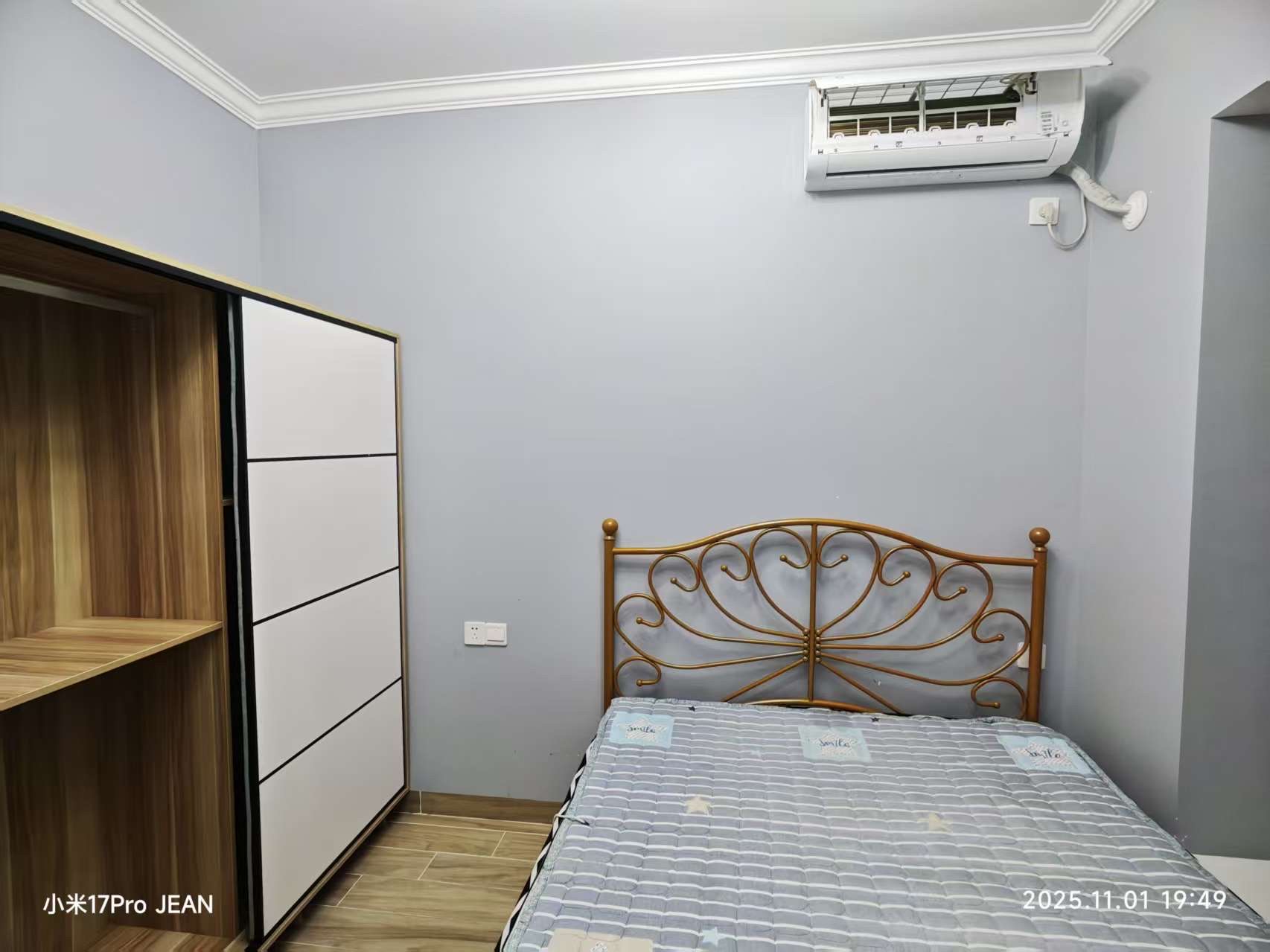 四季华庭-阳光华府  3室2厅1卫    3300.0元/月室内图