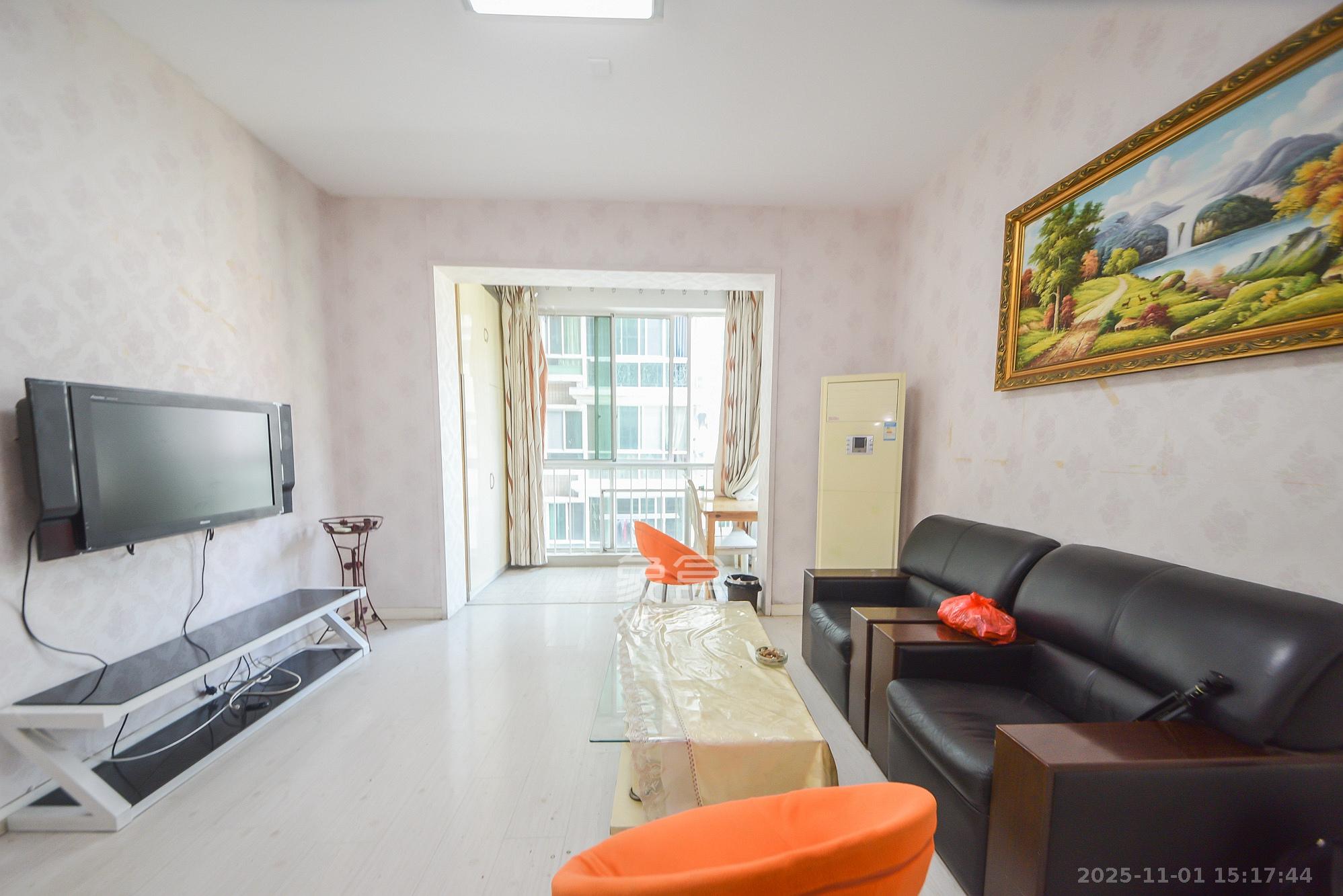 名都花园  2室2厅1卫    2000.0元/月