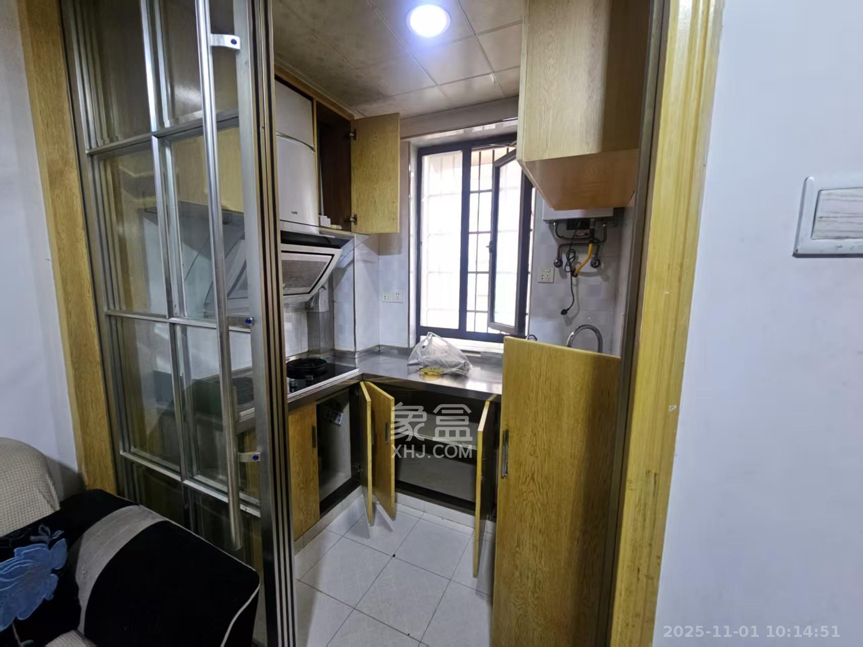 红公馆（前程丽景大厦）  1室1厅1卫    1800.0元/月室内图