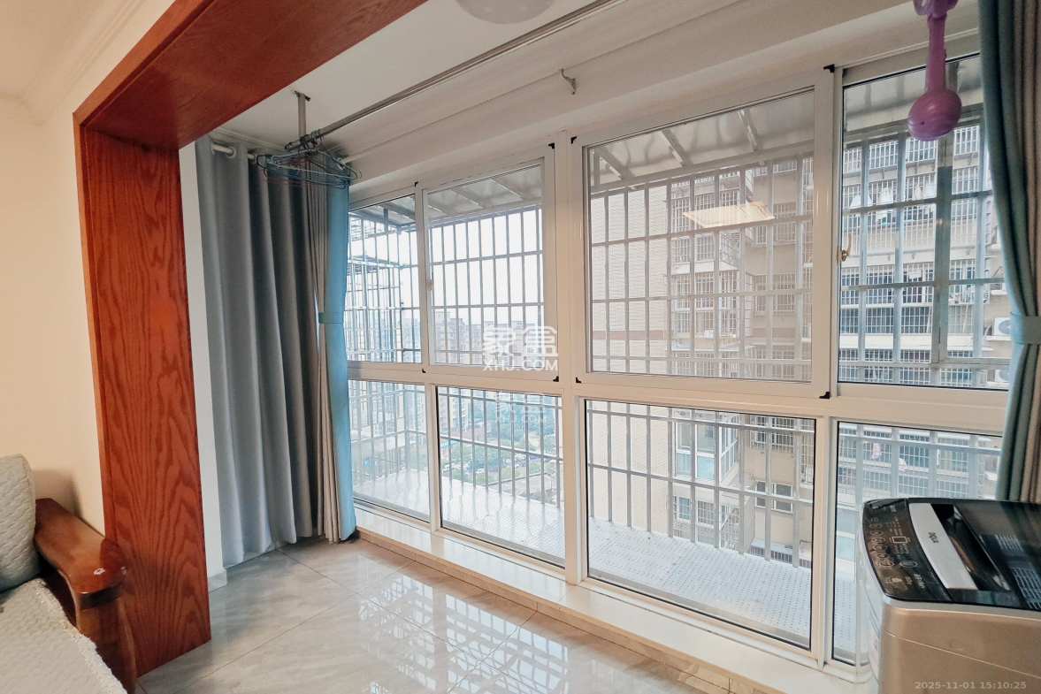 谷山乐园三期 1室0厅0卫 2200.0元/月 谷山乐园三期 1室0厅0卫 2200.0元/月室内图