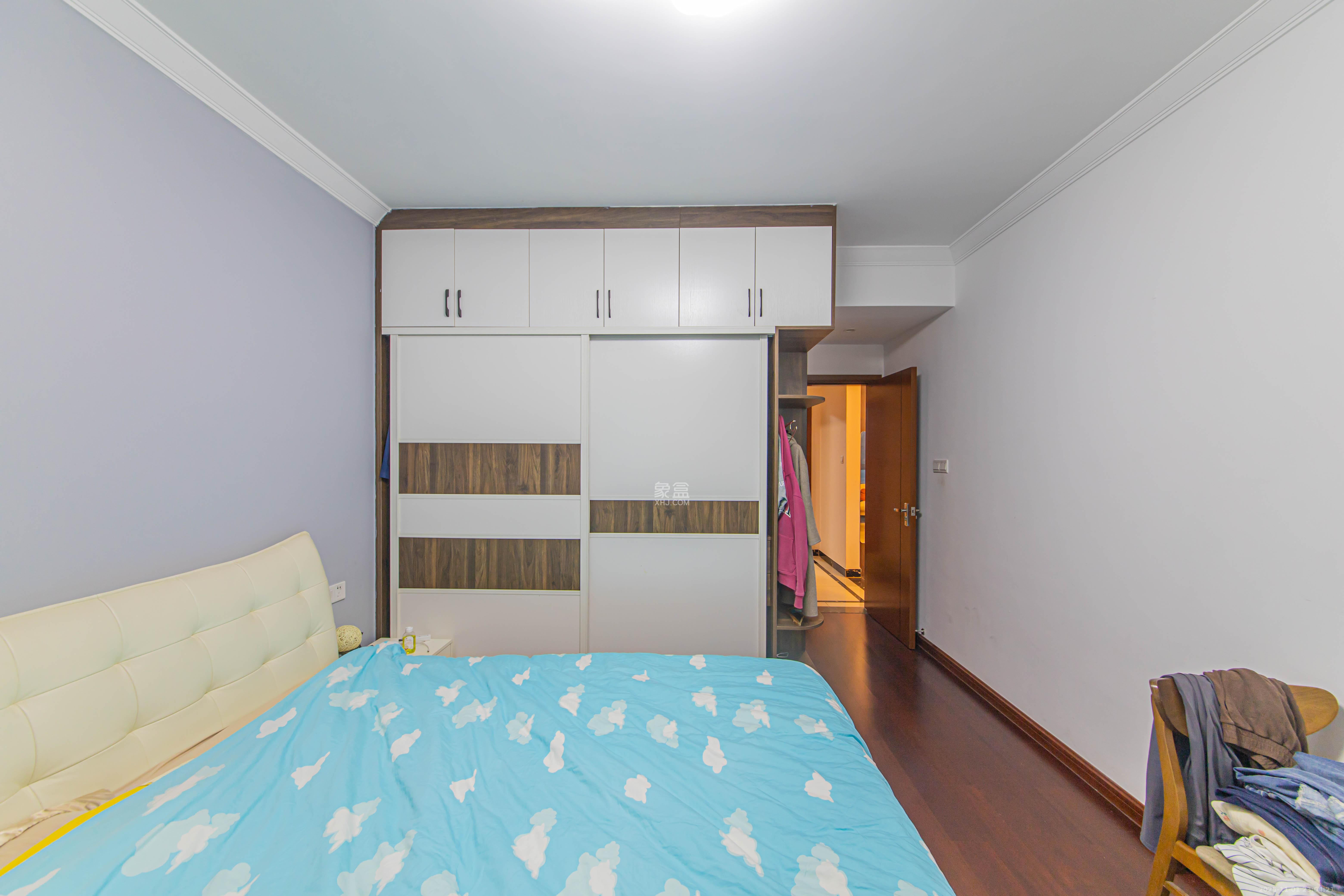 中海新城熙岸(中信新城五期) 3室2厅2卫 100.0万 中海新城熙岸(中信新城五期) 3室2厅2卫 100.0万卧室