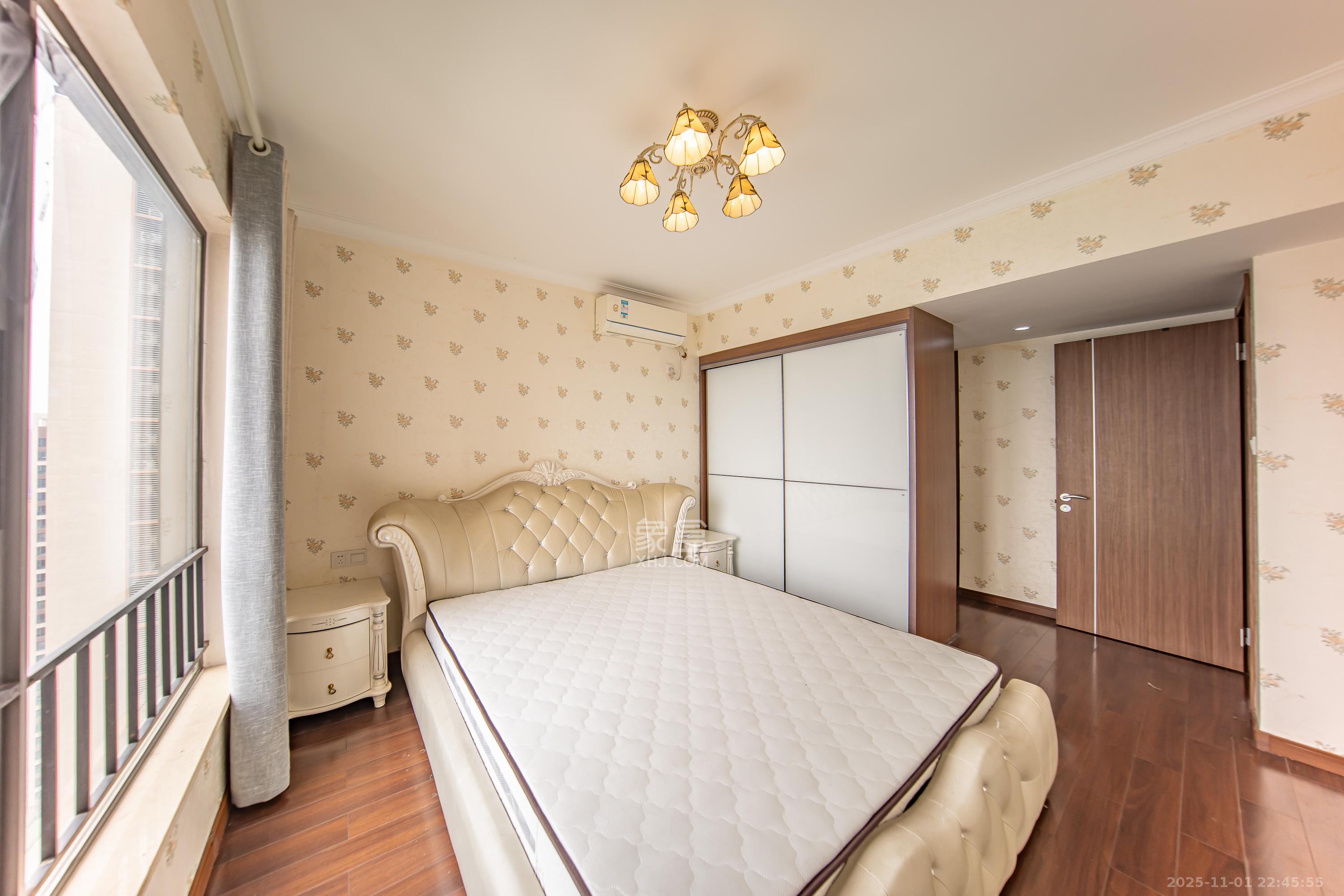 万科白鹭郡 4室2厅2卫 136.0万 万科白鹭郡 4室2厅2卫 136.0万卧室