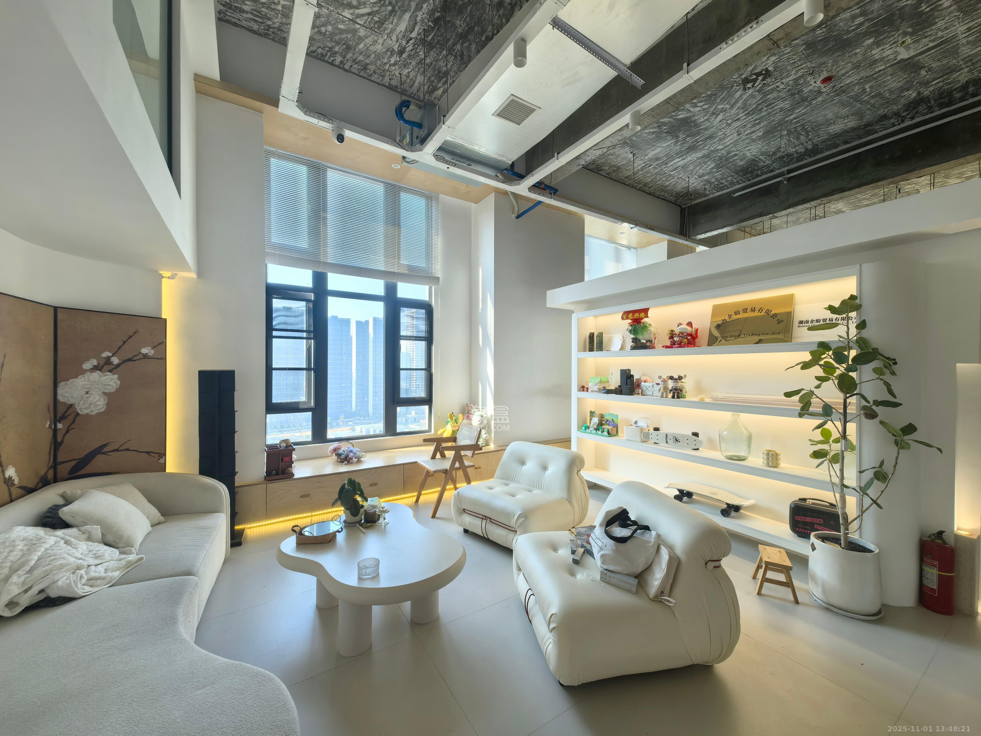 中海阅溪府  2室1厅1卫    1600.0元/月 中海阅溪府  2室1厅1卫    1600.0元/月室内图