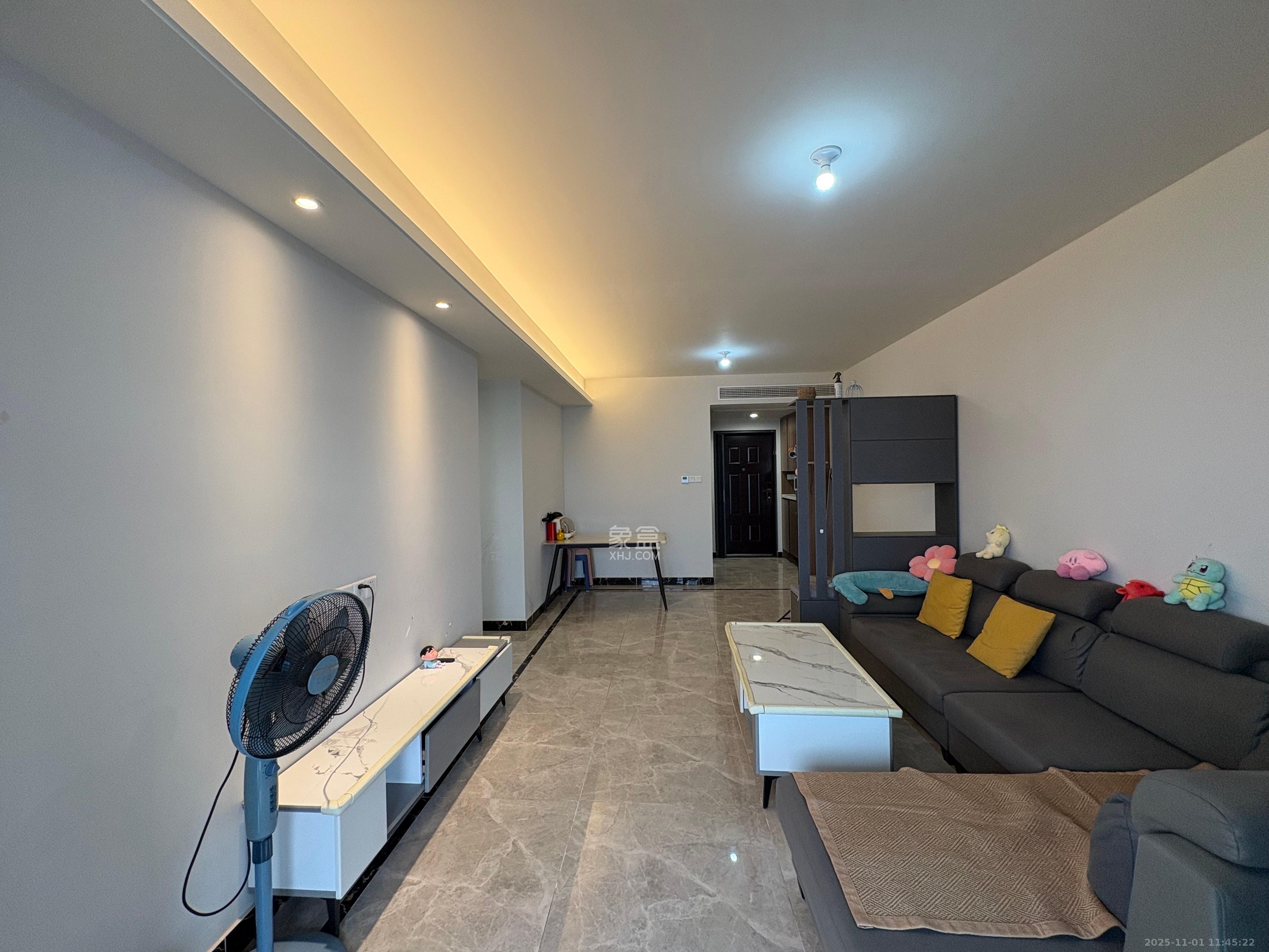 保利中环广场（保利中悦苑）  4室2厅2卫    4000.0元/月