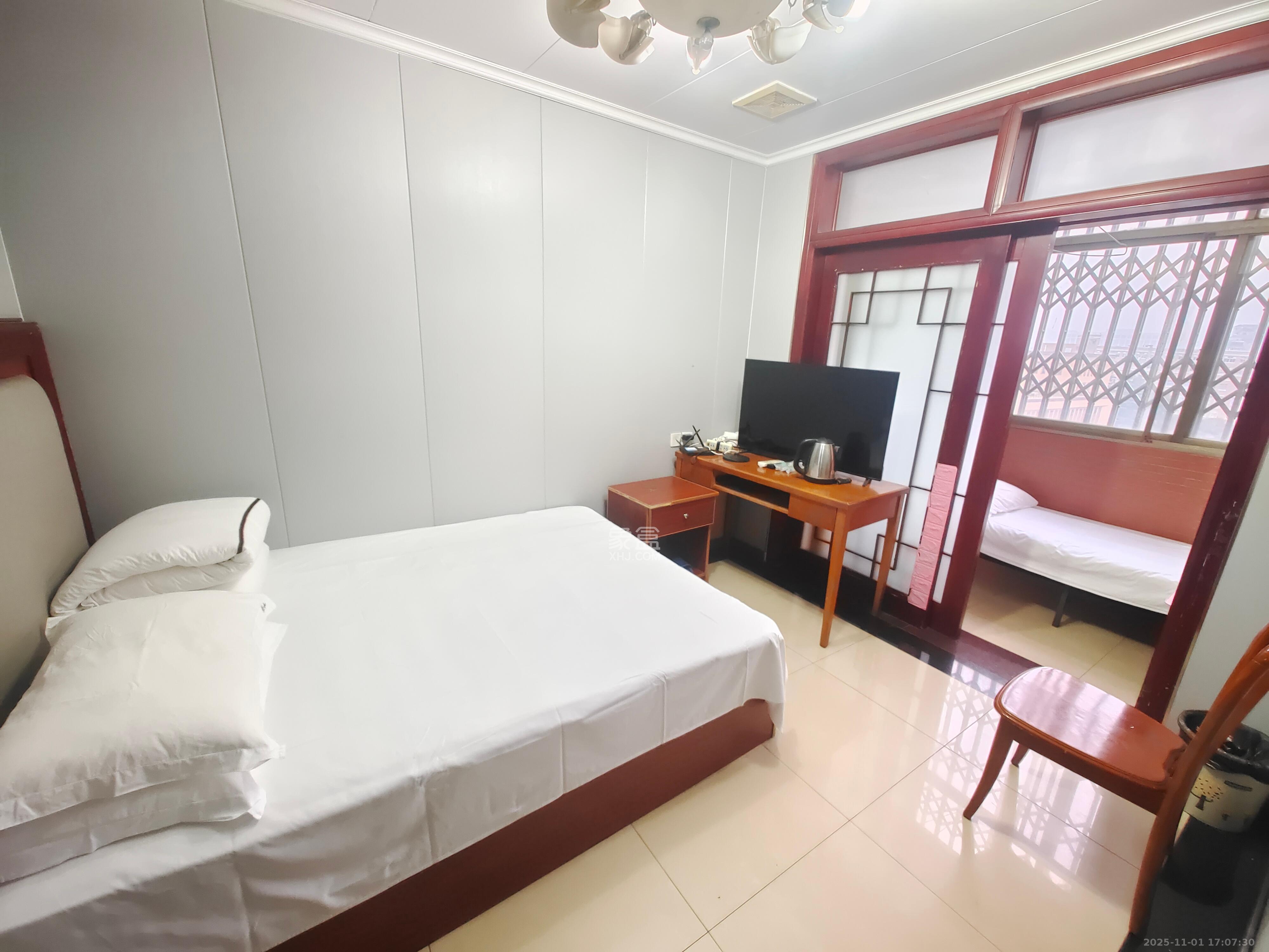 雄海花园 10室2厅10卫 5000.0元/月 雄海花园 10室2厅10卫 5000.0元/月室内图