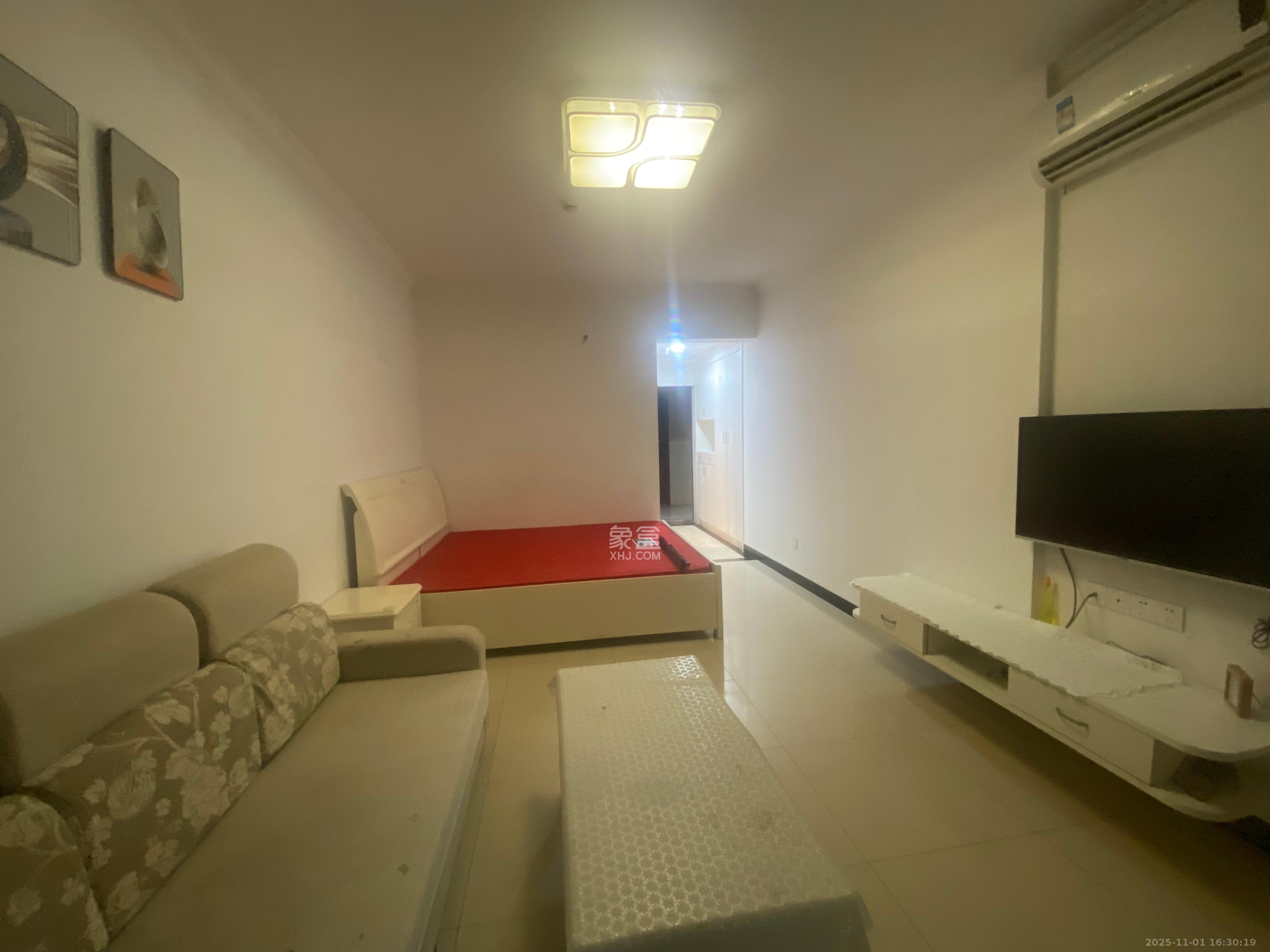 蓝湾国际广场  1室1厅1卫    1700.0元/月室内图